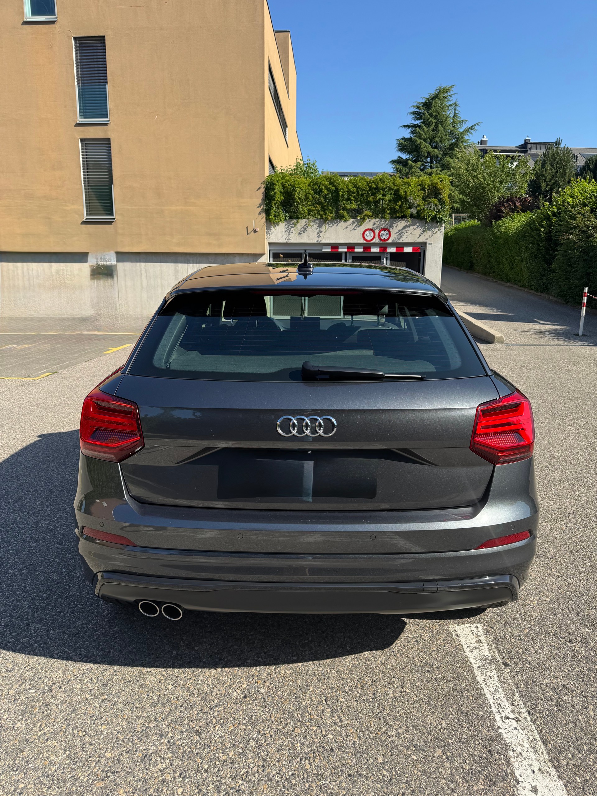 AUDI 1.5 35 TFSI Sport S-Tronic-image-1