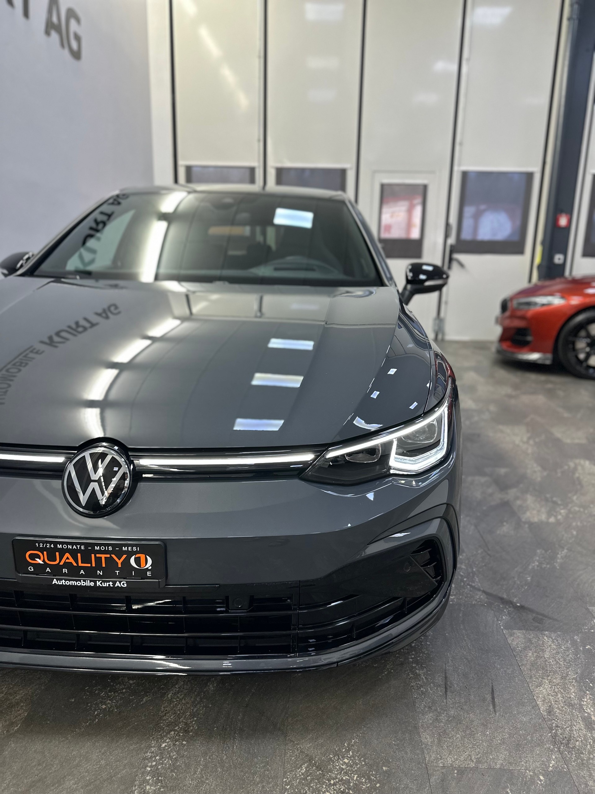 VW Golf 2.0 TDI R-Line DSG 4Motion-image-5