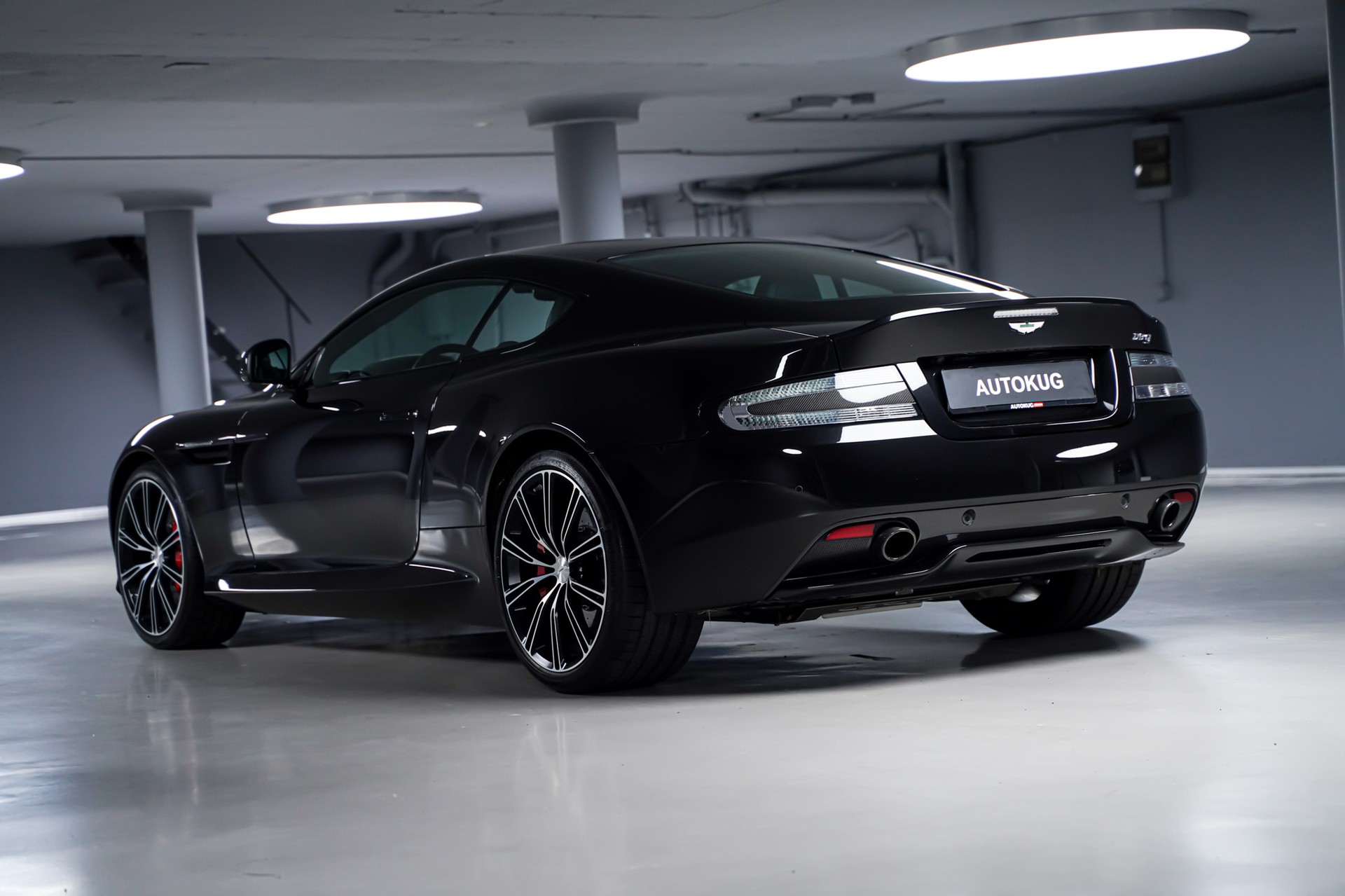 ASTON MARTIN DB9 Volante Carbon Black Touchtronic 2-image-7