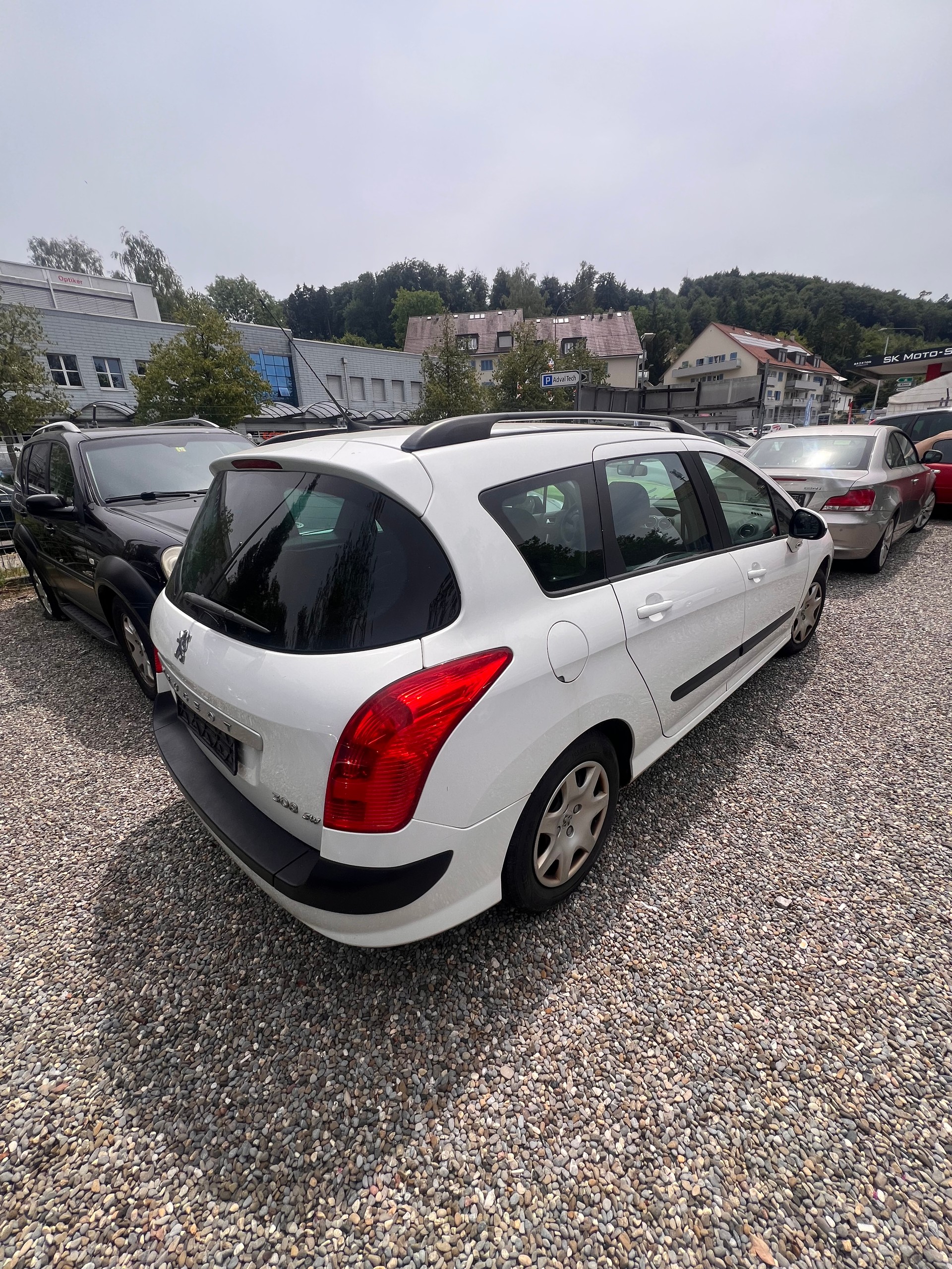 PEUGEOT 308 SW 1.6 HDI Trendy-image-5