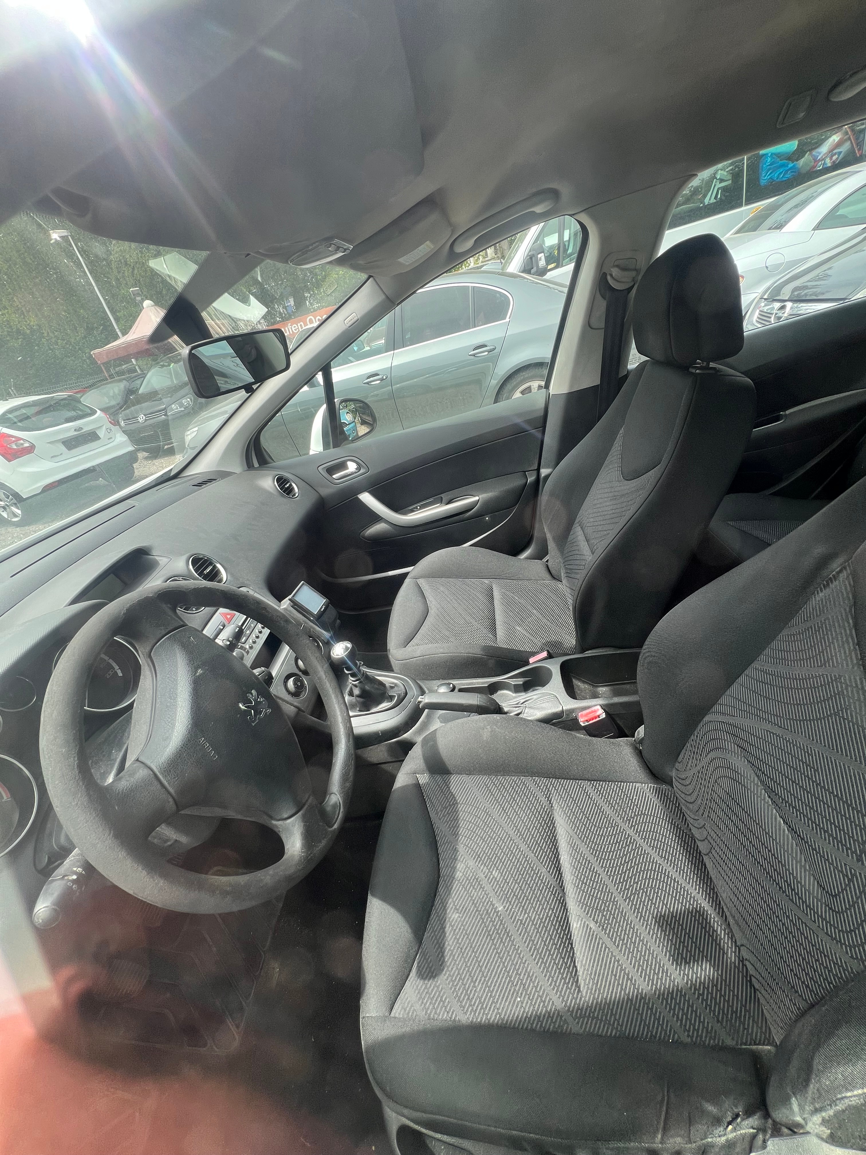 PEUGEOT 308 SW 1.6 HDI Trendy — slika 7