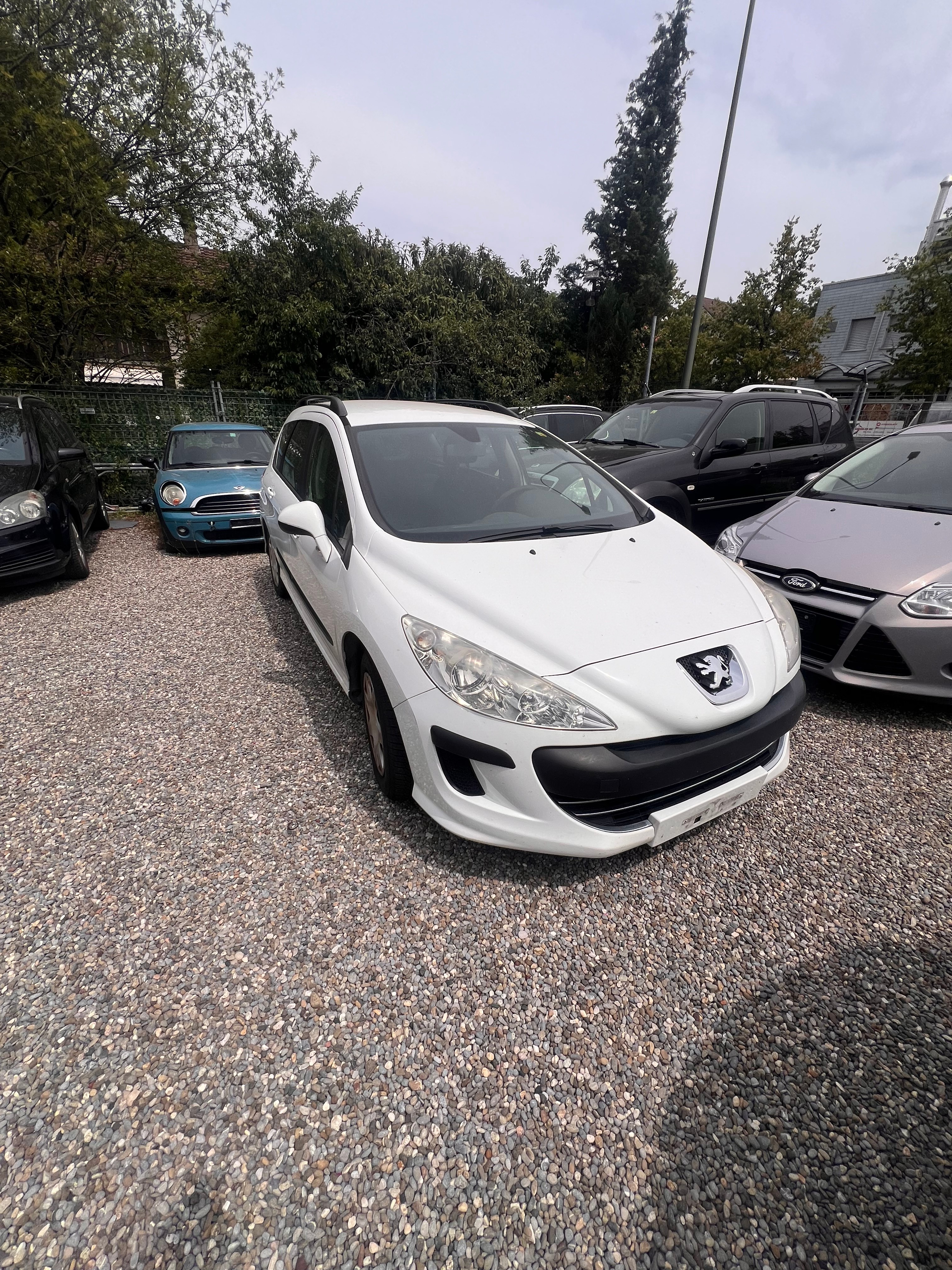 PEUGEOT 308 SW 1.6 HDI Trendy — slika 1