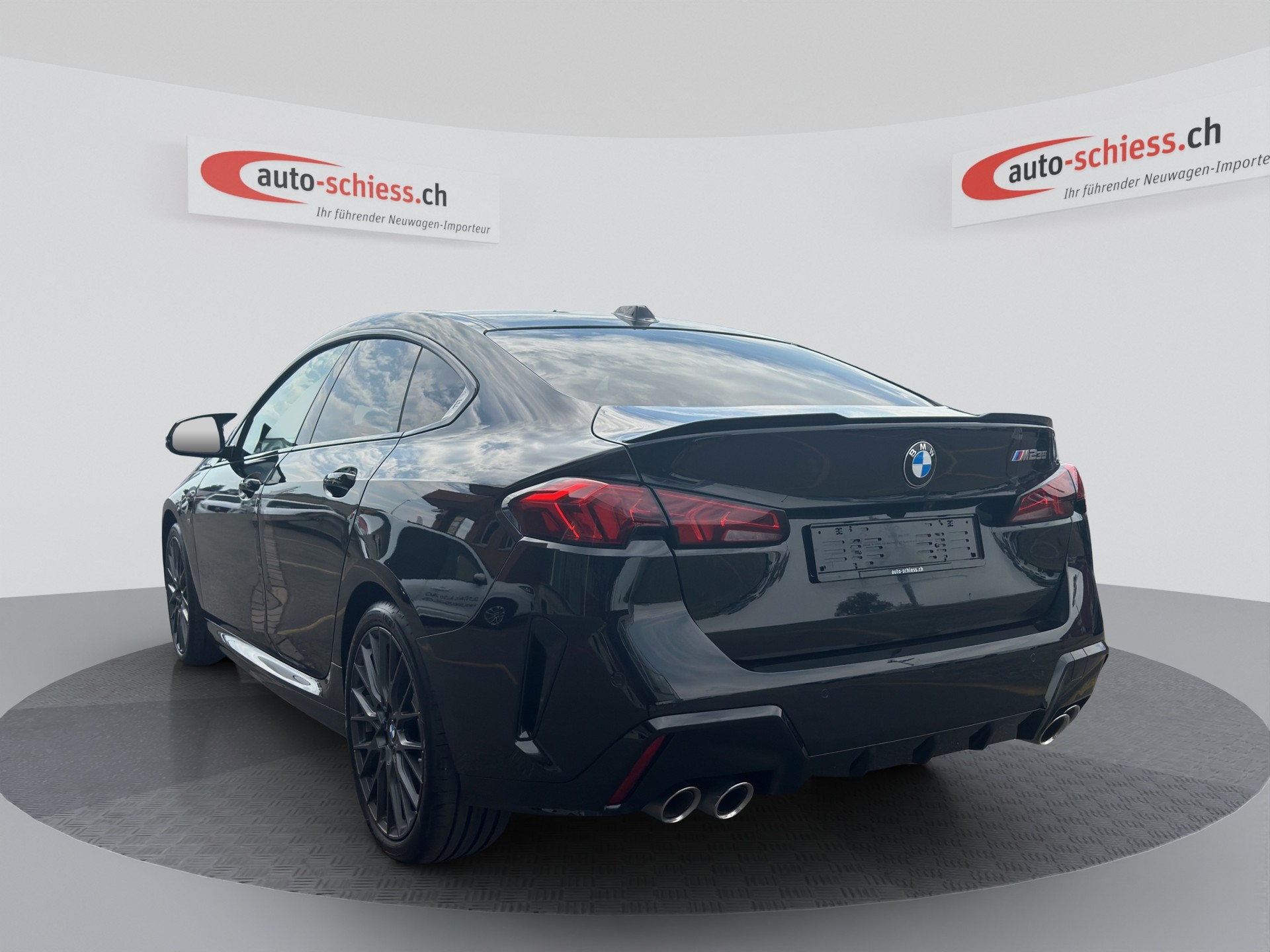 BMW M235i Gran Coupé xDrive-image-2
