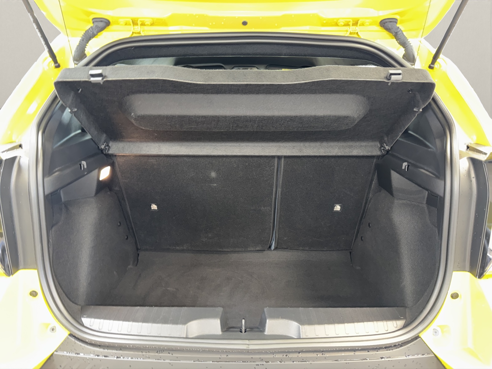 FIAT Grande Panda La Prima-image-15