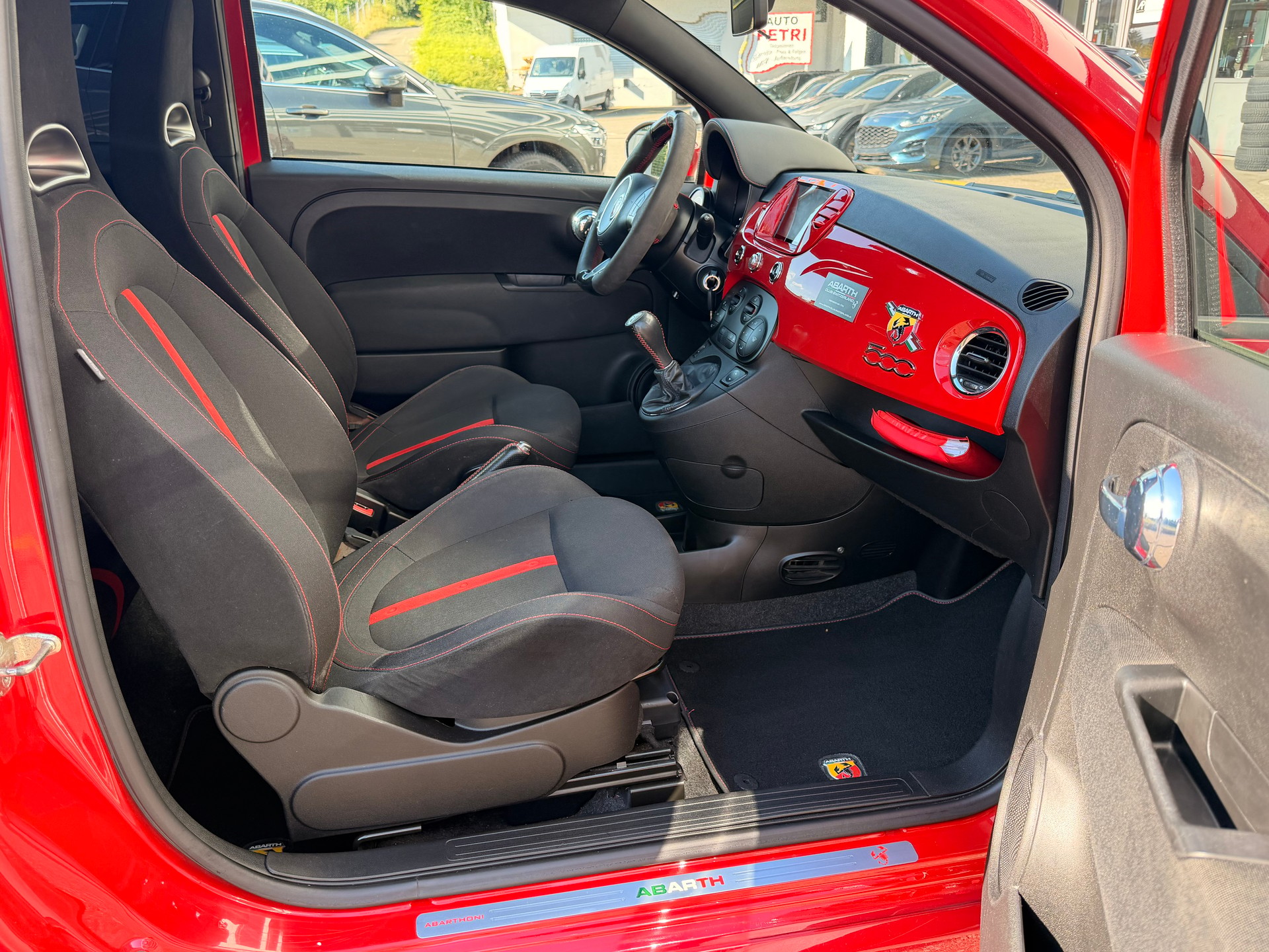 FIAT 500 1.4 16V Turbo Abarth-image-9