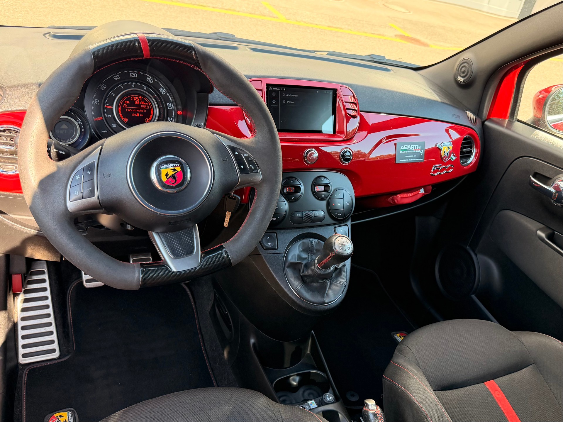 FIAT 500 1.4 16V Turbo Abarth-image-11