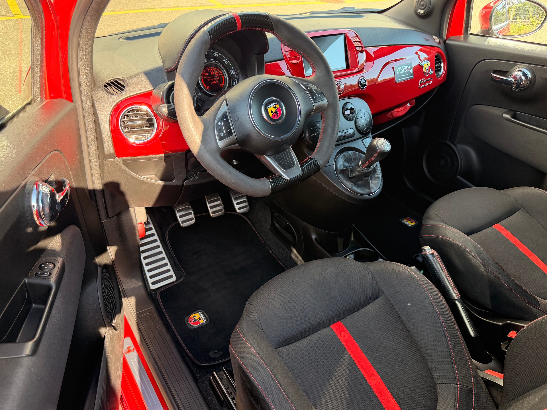 FIAT 500 1.4 16V Turbo Abarth-image-7