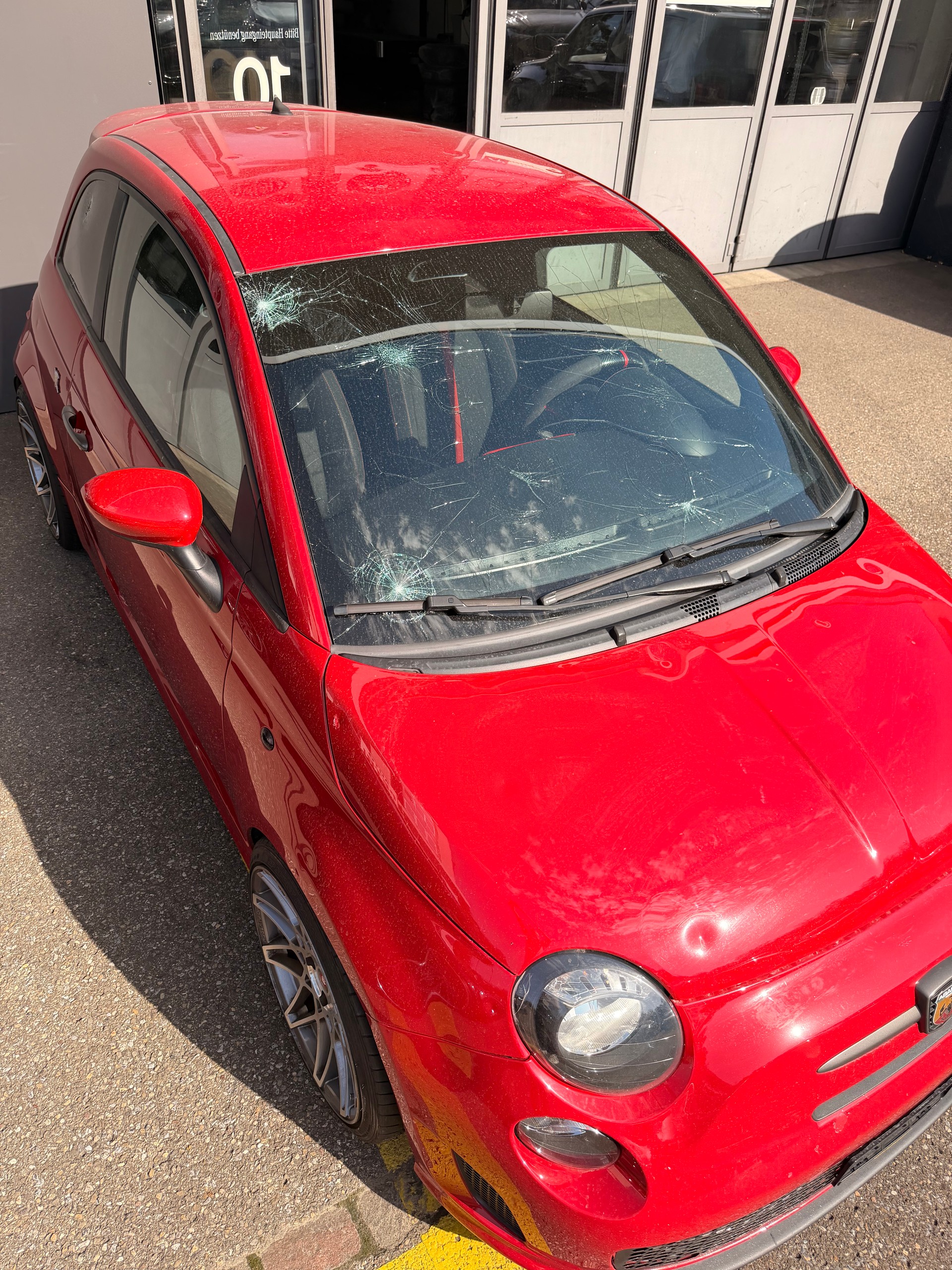 FIAT 500 1.4 16V Turbo Abarth-image-6