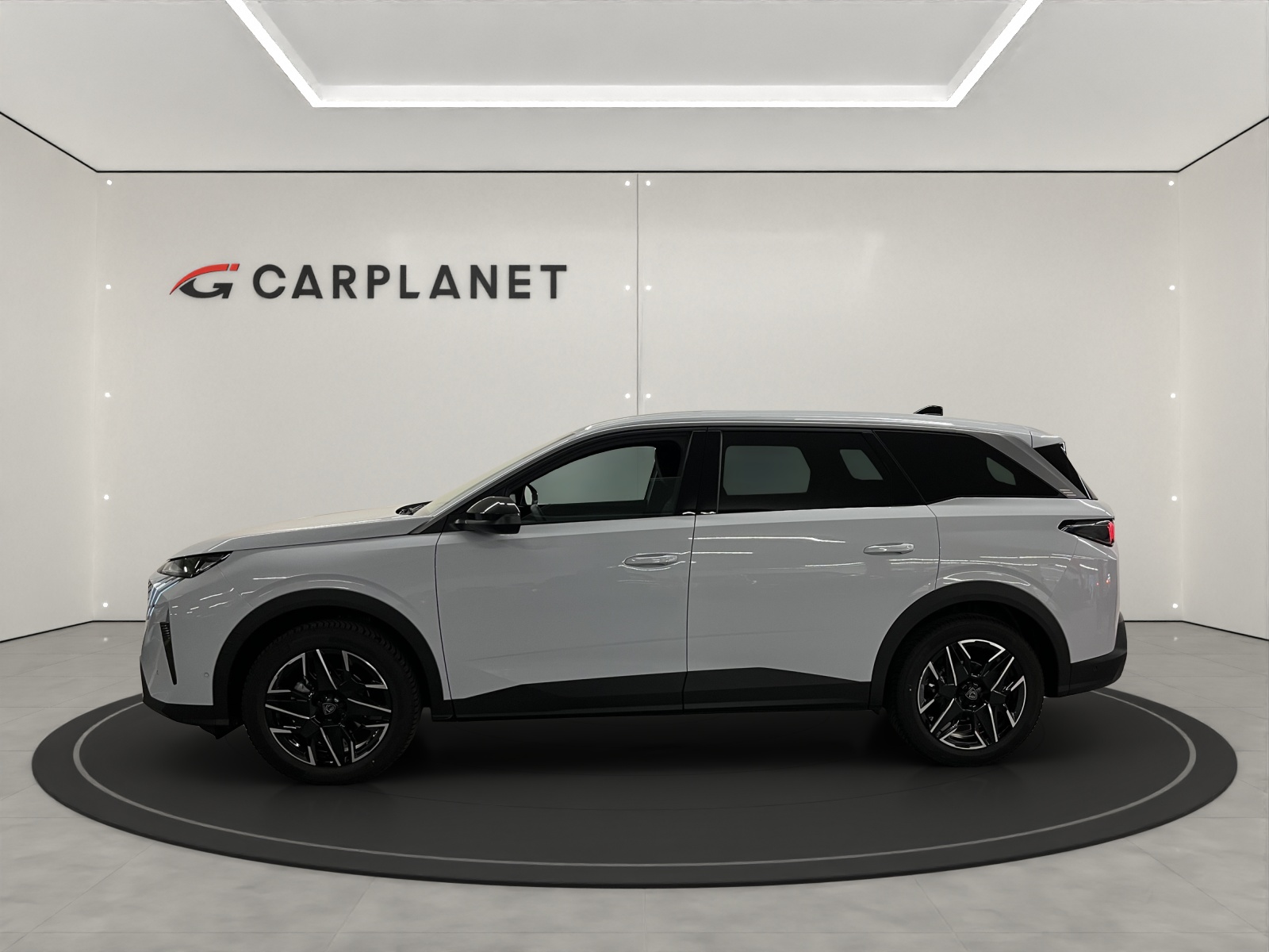 PEUGEOT 5008 1.2 Hybrid Allure Premium-image-2