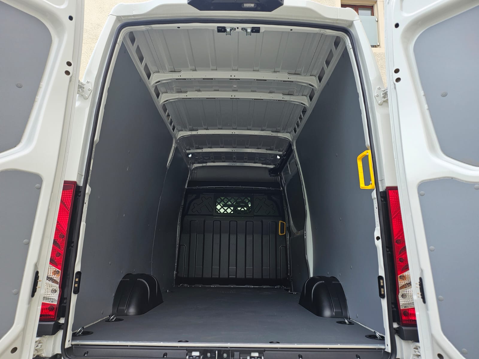 IVECO 35 S 16V MITTELLANG AUTOMAT leasing möglisch PREIS OHNE STEUER-image-9