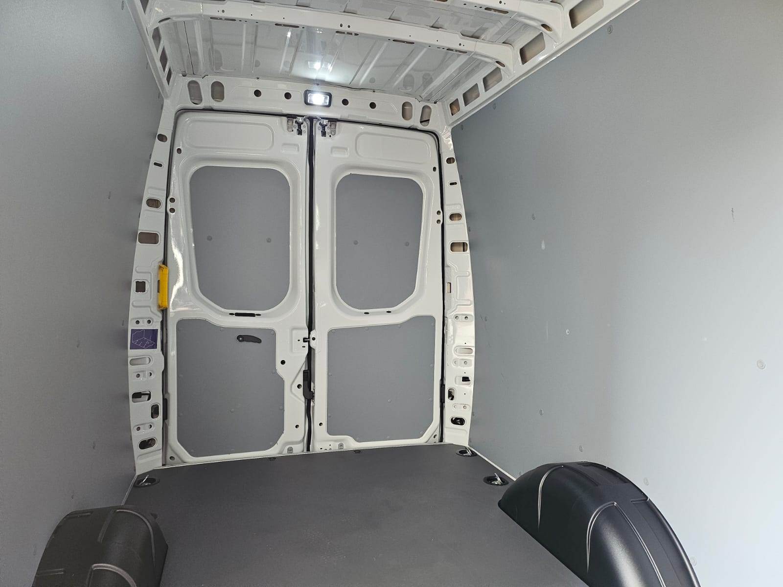 IVECO 35 S 16V MITTELLANG AUTOMAT leasing möglisch PREIS OHNE STEUER-image-8