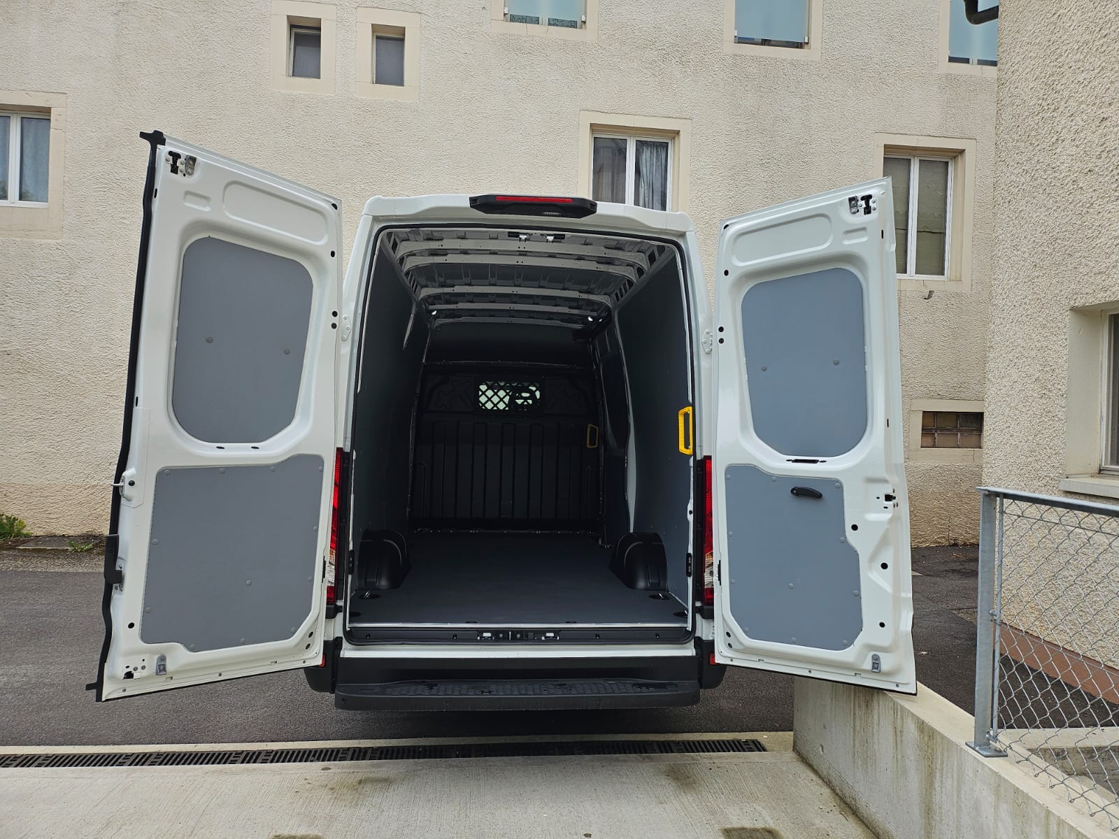 IVECO 35 S 16V MITTELLANG AUTOMAT leasing möglisch PREIS OHNE STEUER-image-10