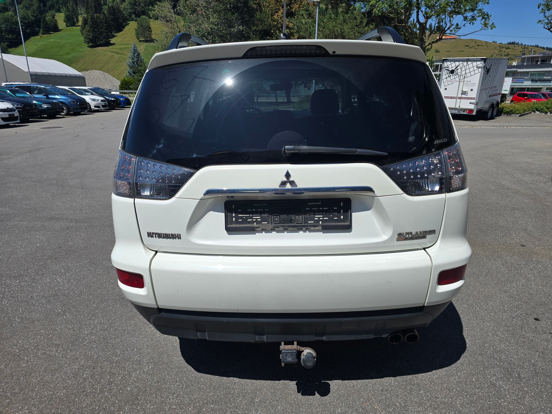 MITSUBISHI Outlander 2.2 DID Intense 4WD TC-SST-image-4