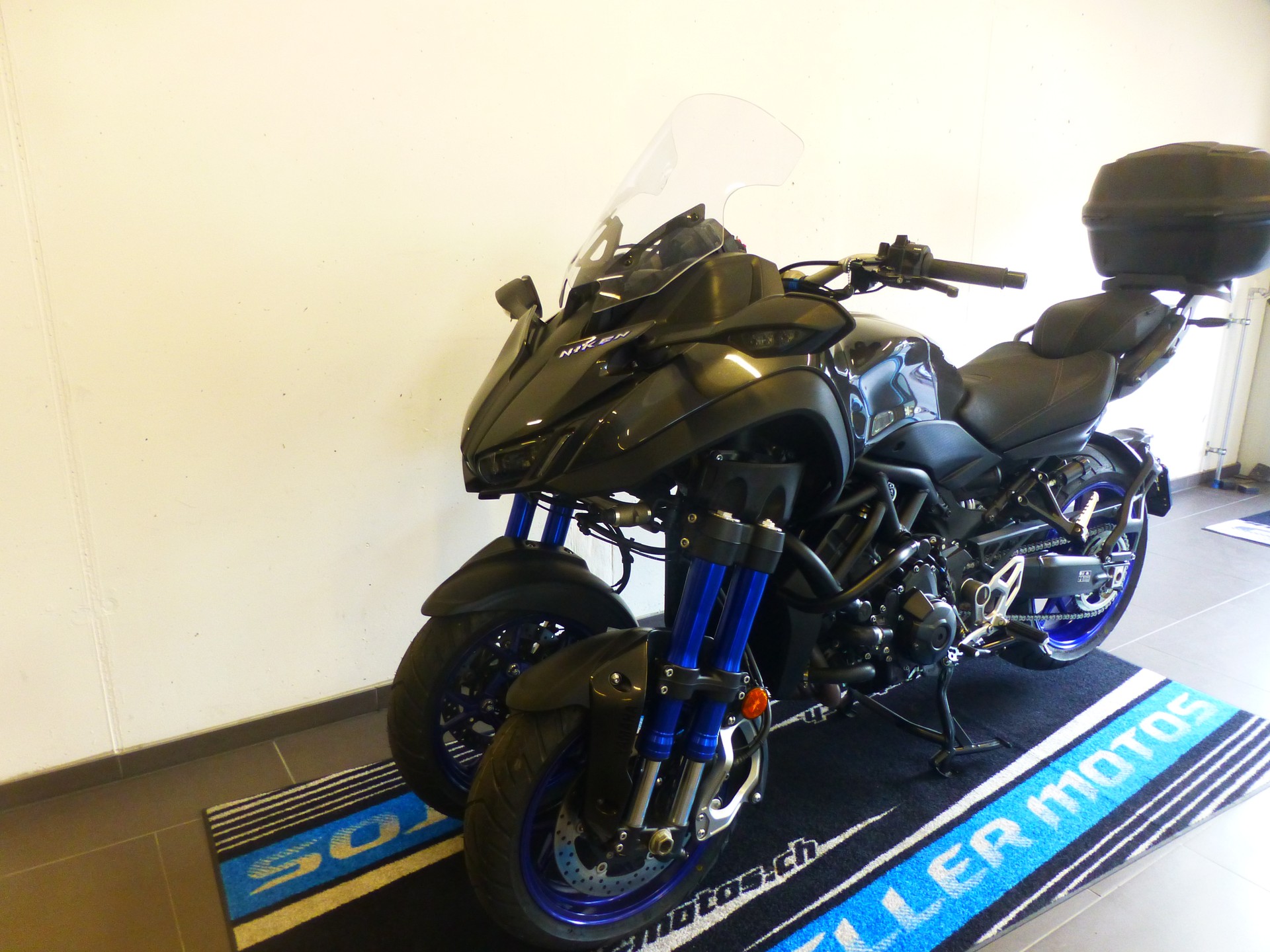 YAMAHA Niken-image-4