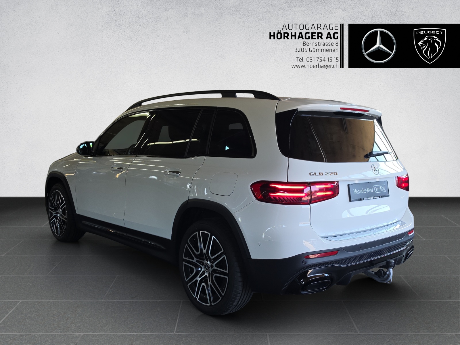 MERCEDES-BENZ GLB 220 4Matic AMG Line 8G-Tronic-image-4