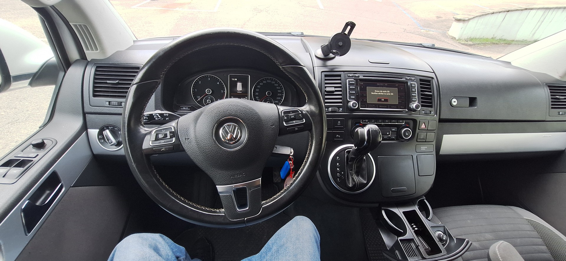 VW T5 Multivan 2.0 Bi-TDI CR Comfortline Cup 4Mot DSG-image-26