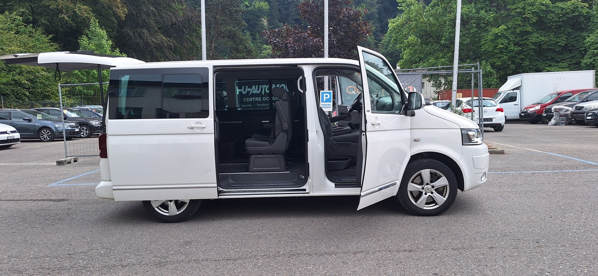 VW T5 Multivan 2.0 Bi-TDI CR Comfortline Cup 4Mot DSG-image-19