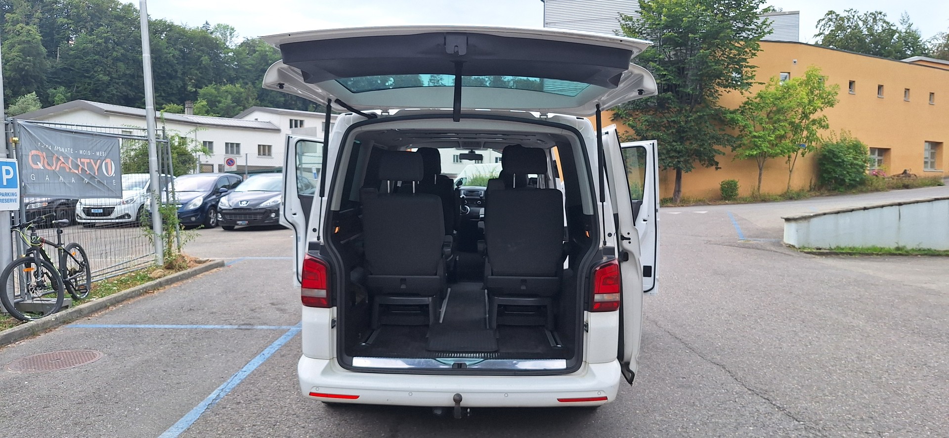 VW T5 Multivan 2.0 Bi-TDI CR Comfortline Cup 4Mot DSG-image-16