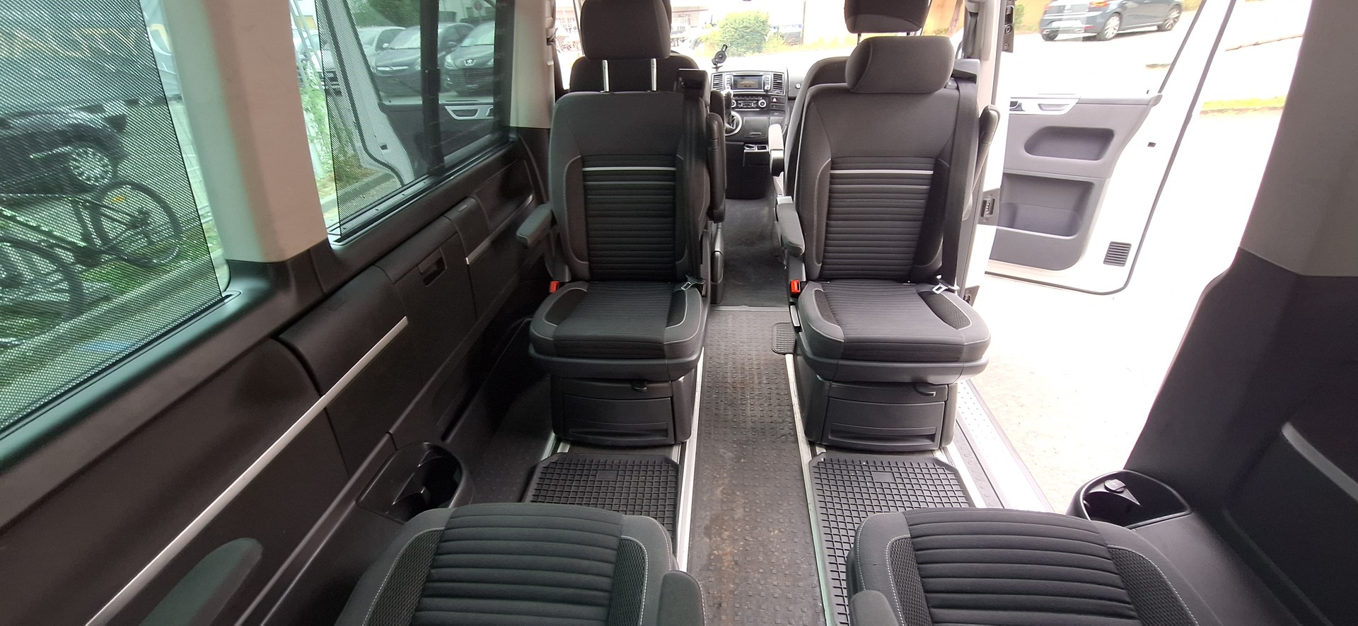 VW T5 Multivan 2.0 Bi-TDI CR Comfortline Cup 4Mot DSG-image-21
