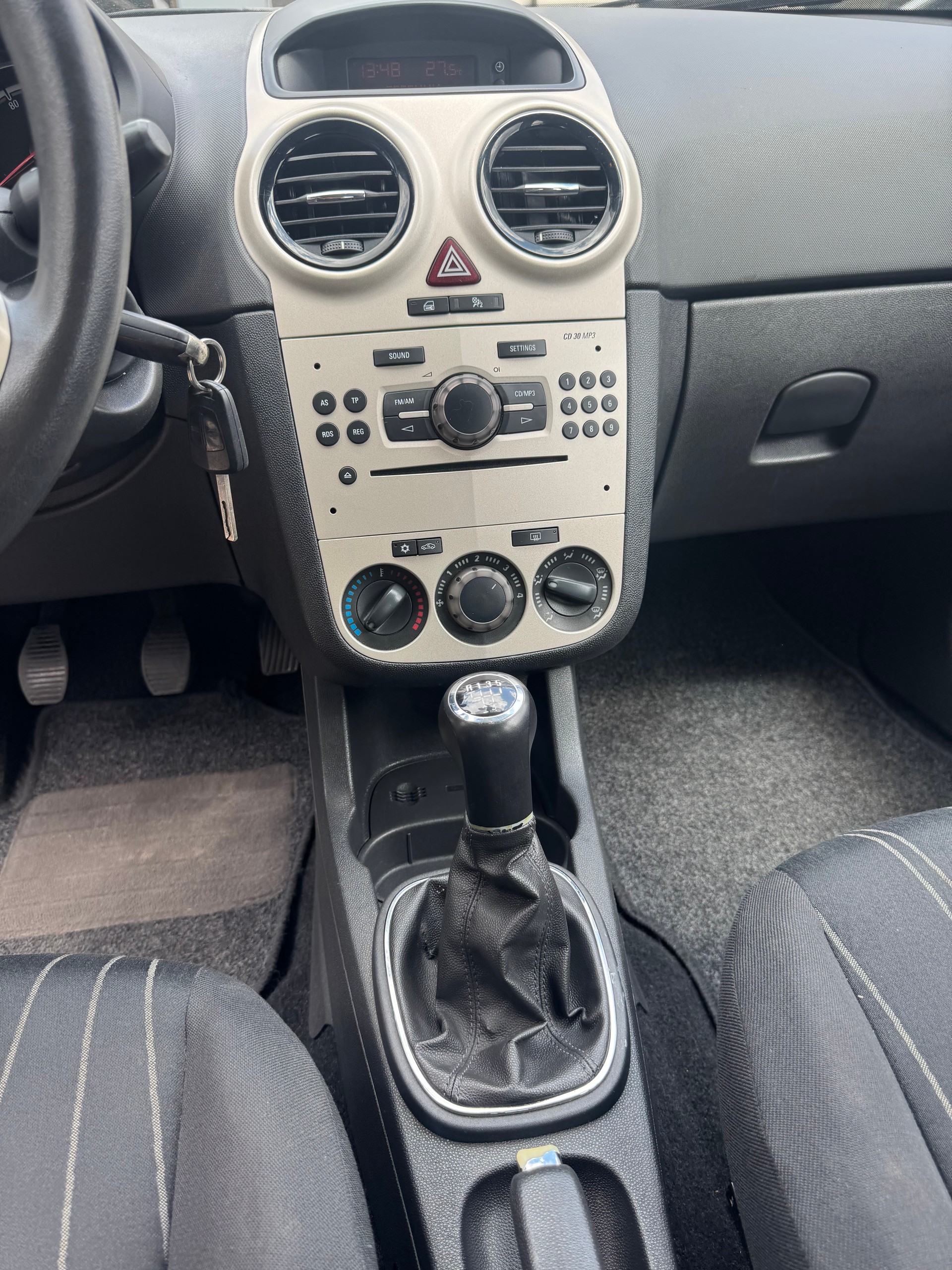 OPEL Corsa 1.4 TP Enjoy-image-9