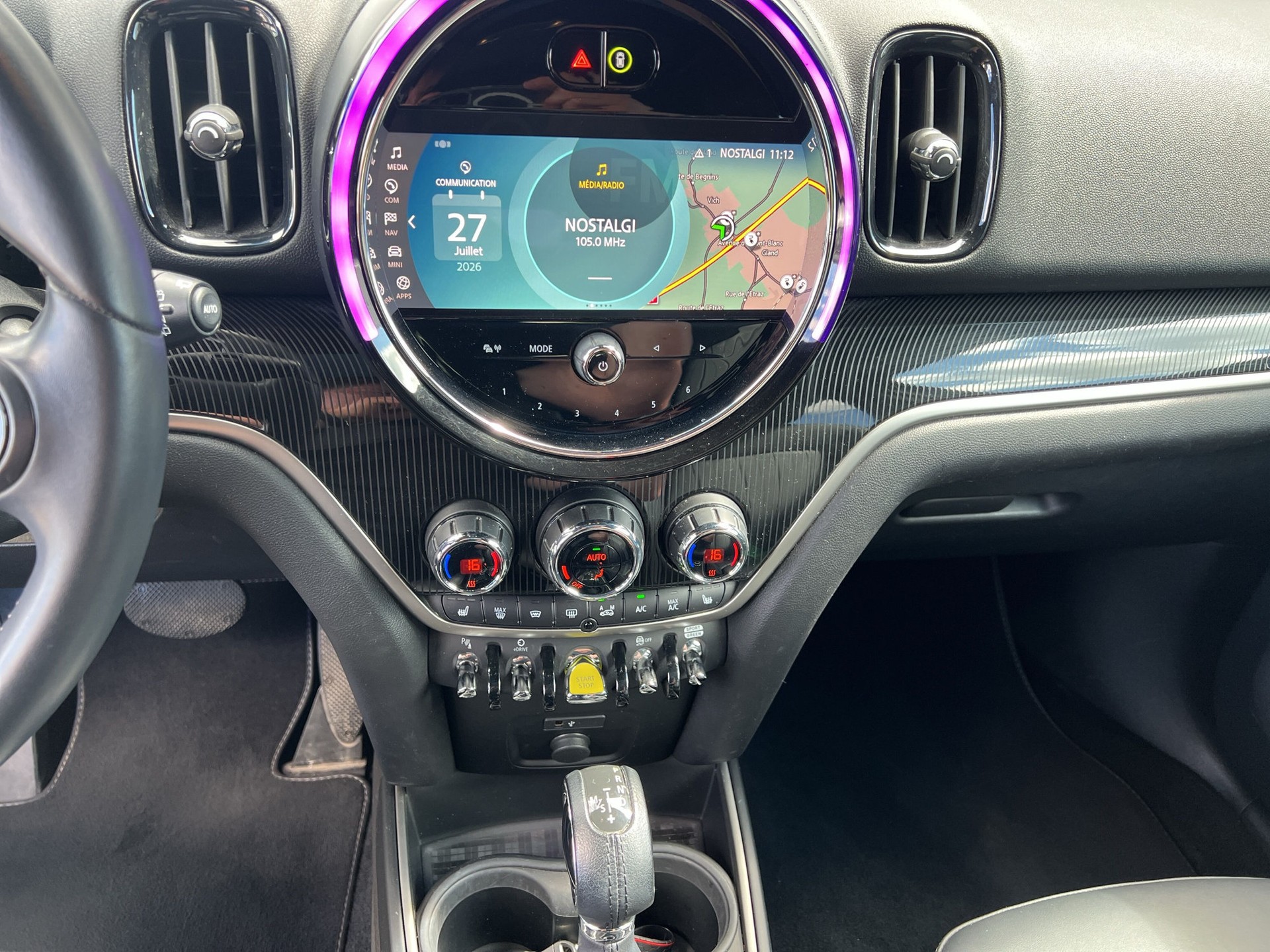 MINI Countryman Cooper SE ALL4 PHEV Steptronic-image-10
