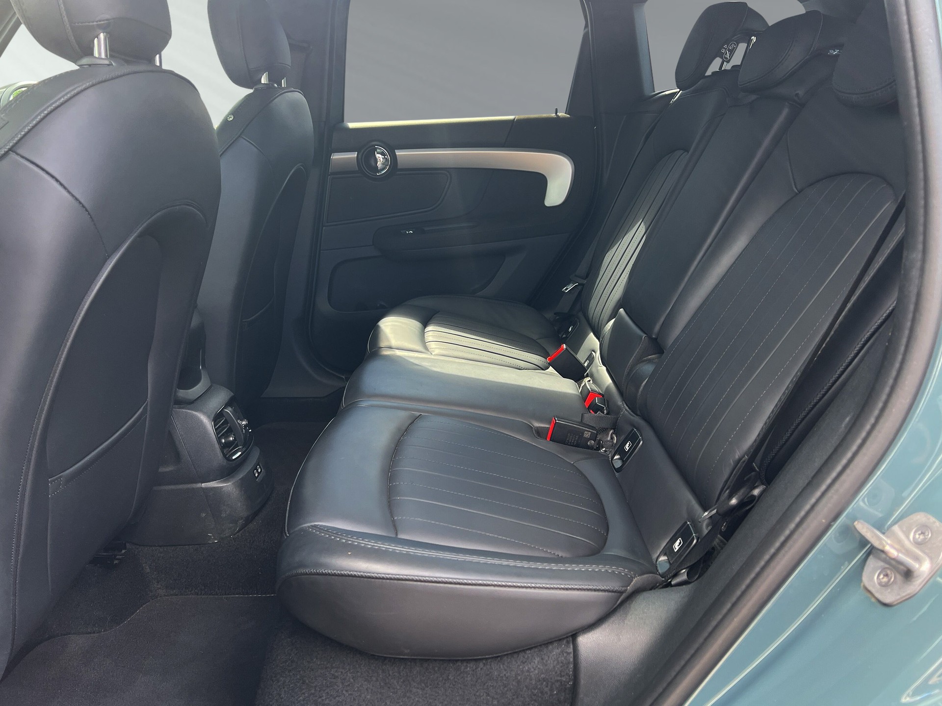 MINI Countryman Cooper SE ALL4 PHEV Steptronic-image-6
