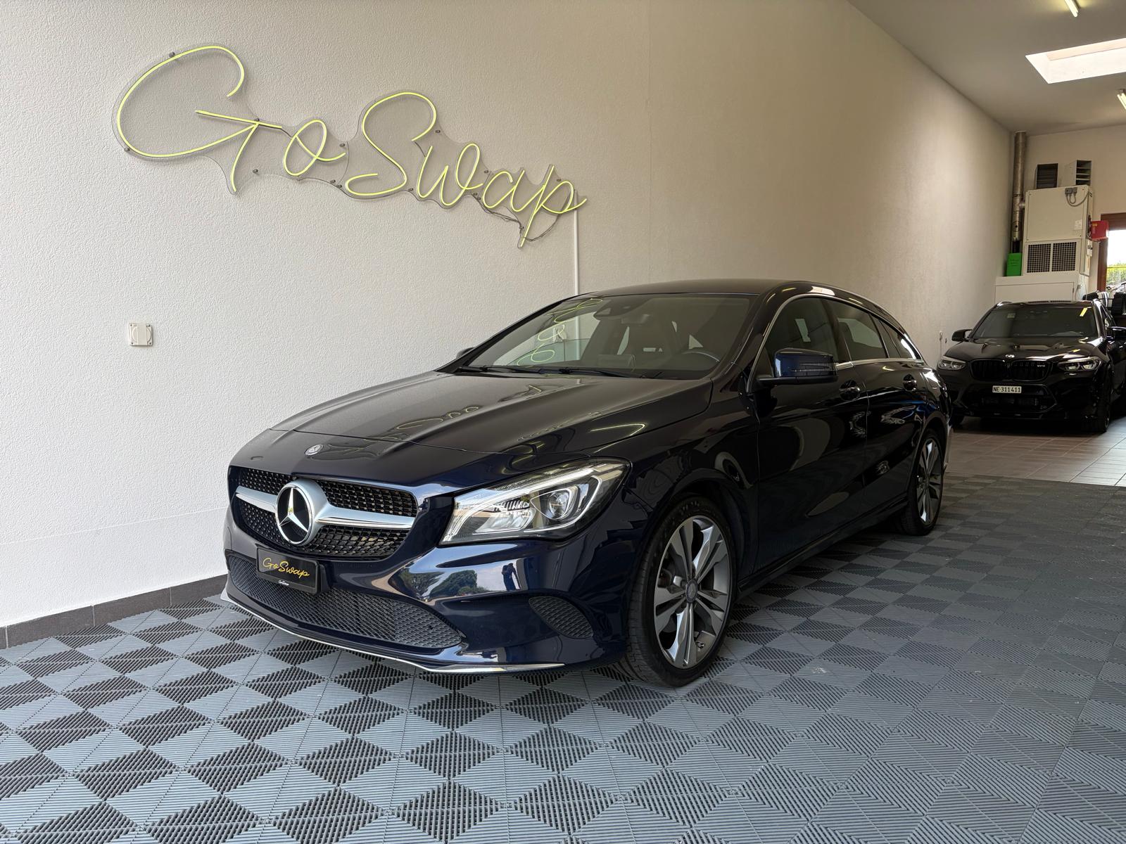 MERCEDES-BENZ CLA Shooting Brake 220 d Urban 4Matic 7G-DCT - Caméra de recul-image-0