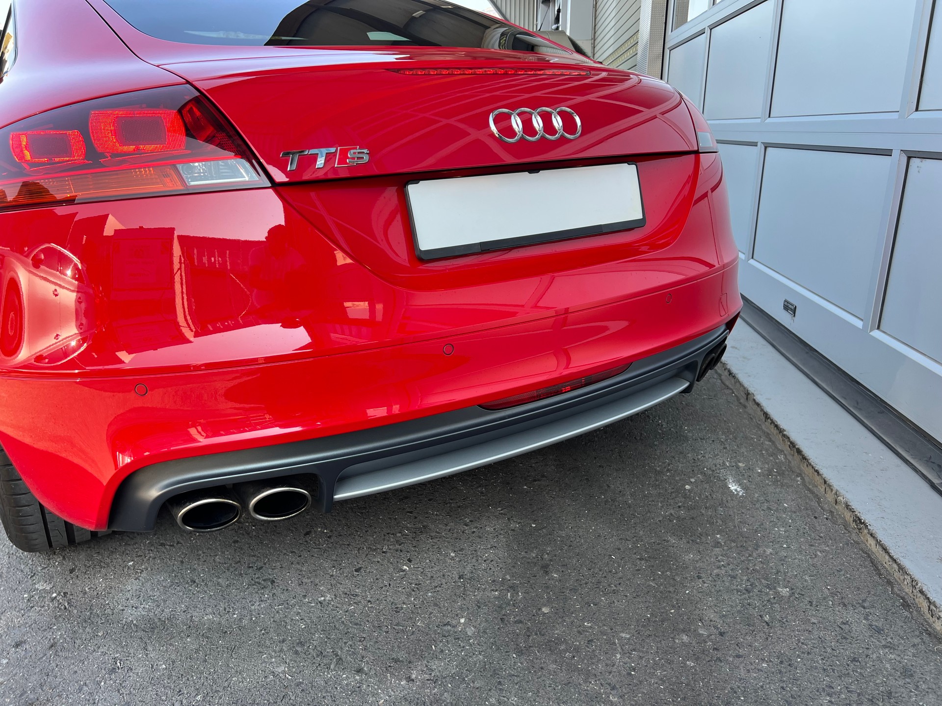 AUDI TTS Coupé 2.0 TFSI S- Line 4x4 S-tronic *** Navi * Leder * 8 fachbereift * mit frisch ab MFK ***-image-24