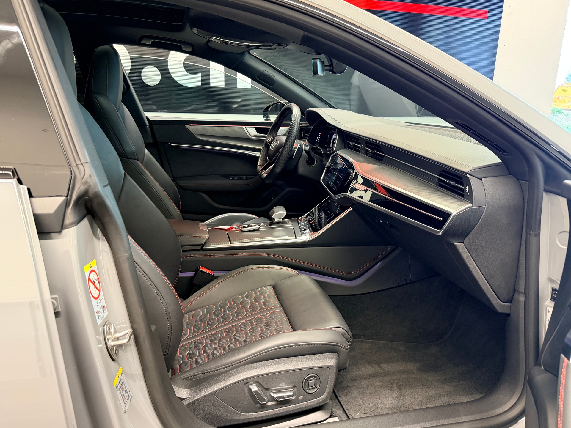 AUDI RS7 Sportback MHEV Performance-image-19