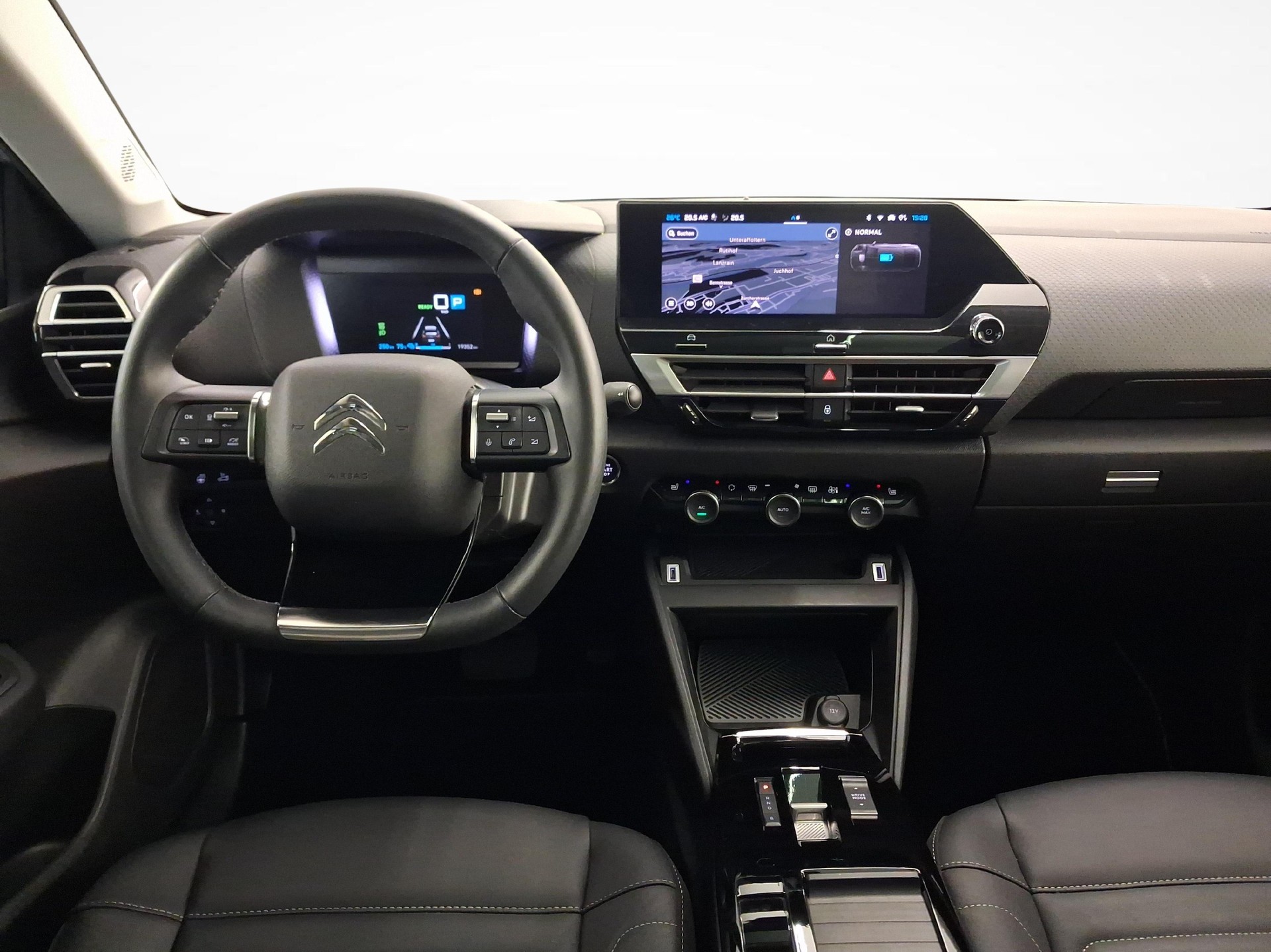 CITROEN e-C4 X Shine-image-7