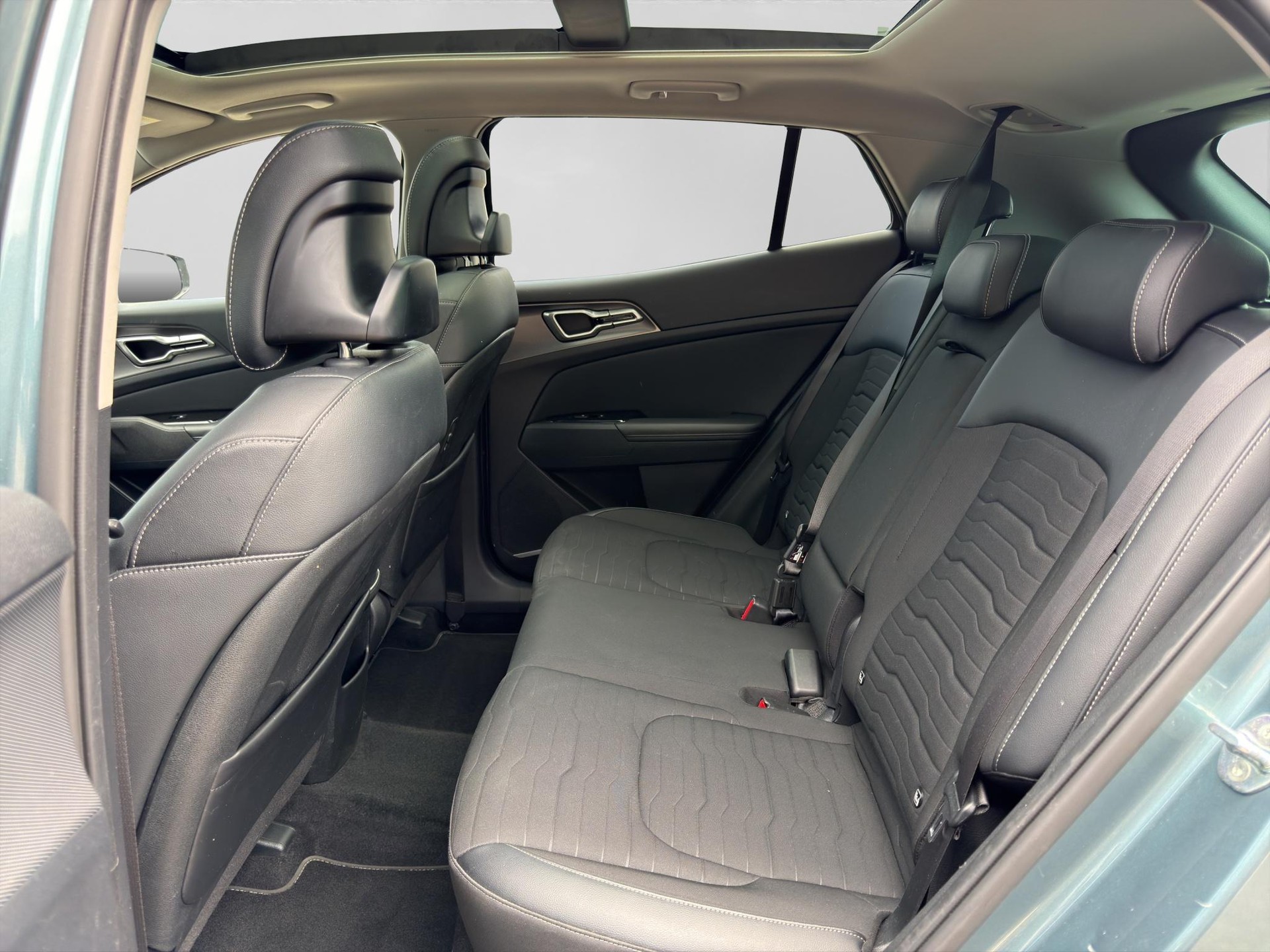 KIA Sportage 1.6 T-GDi Style-image-6