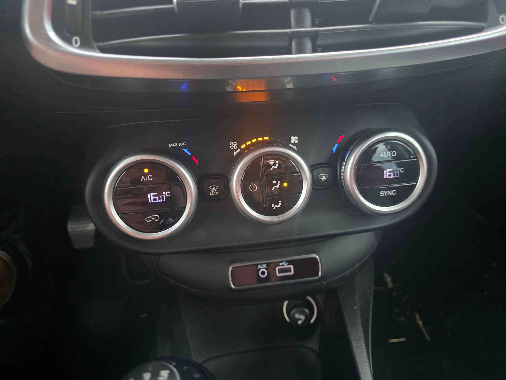 FIAT 500X 1.4T Pop Star-image-10