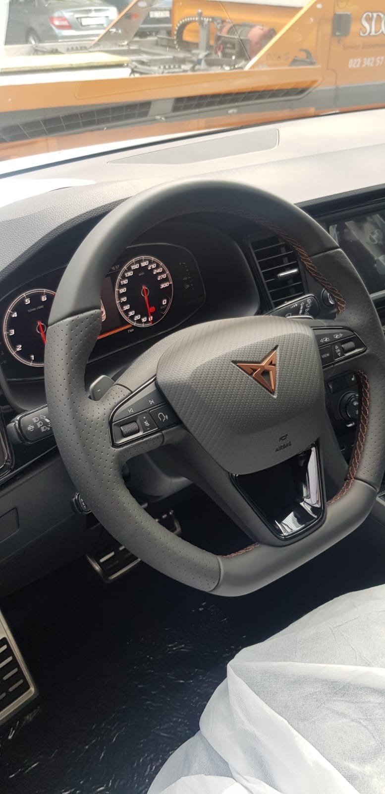 CUPRA 2.0 TSI 4Drive DSG-image-3