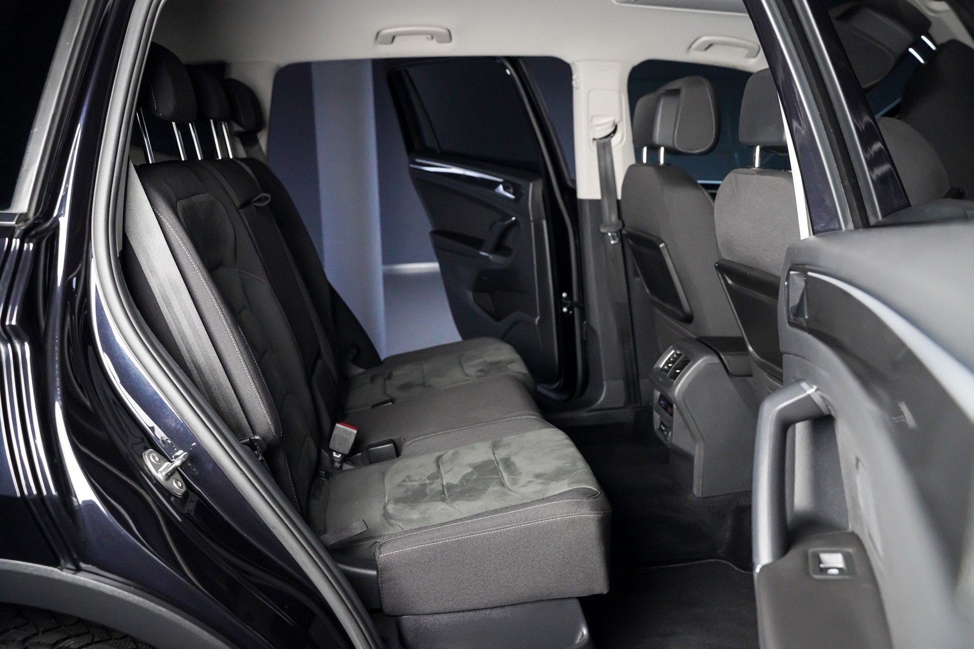 VW Tiguan Allspace 2.0 TDI SCR Highline 4Motion DSG-image-10