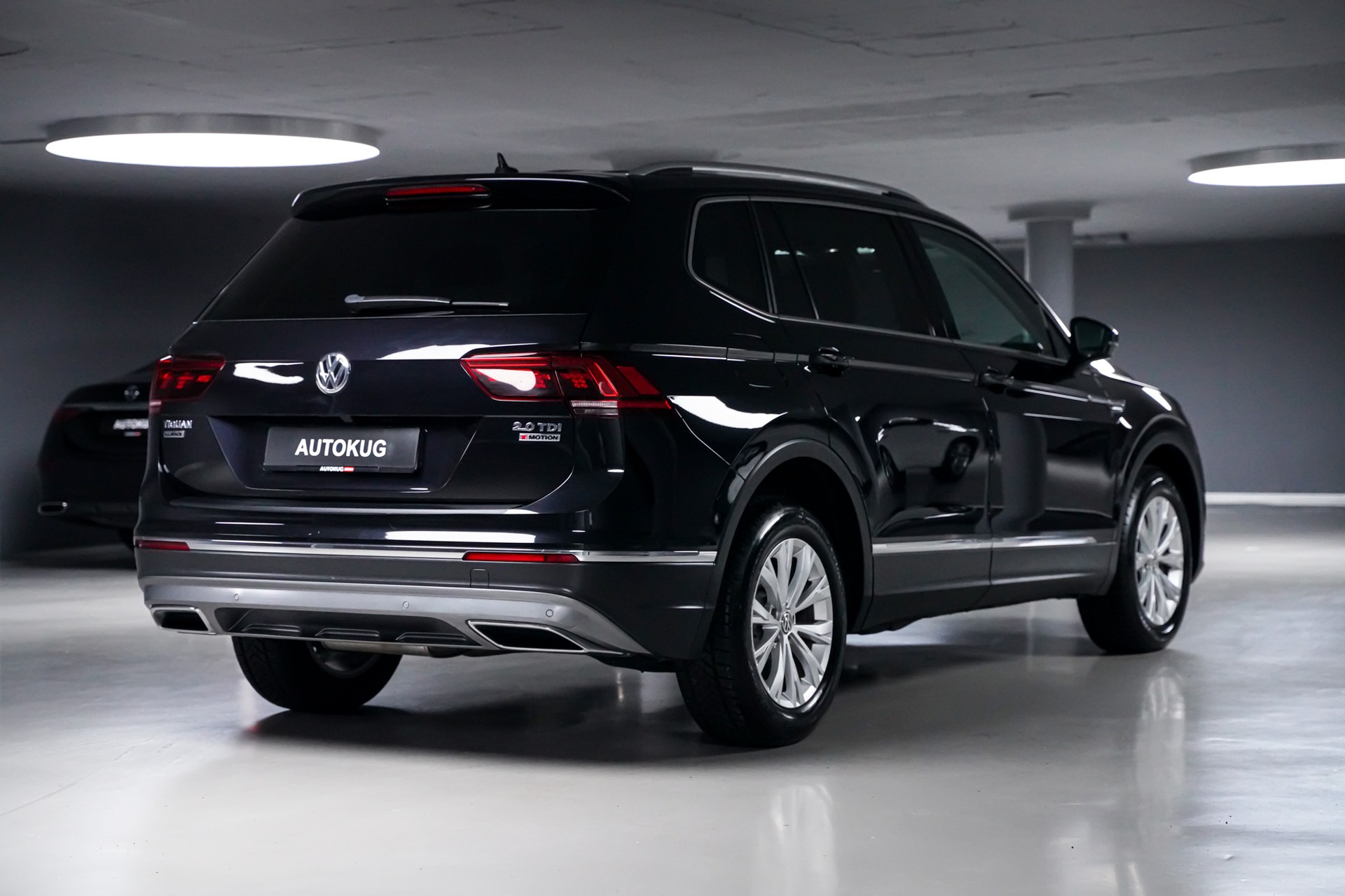 VW Tiguan Allspace 2.0 TDI SCR Highline 4Motion DSG-image-3