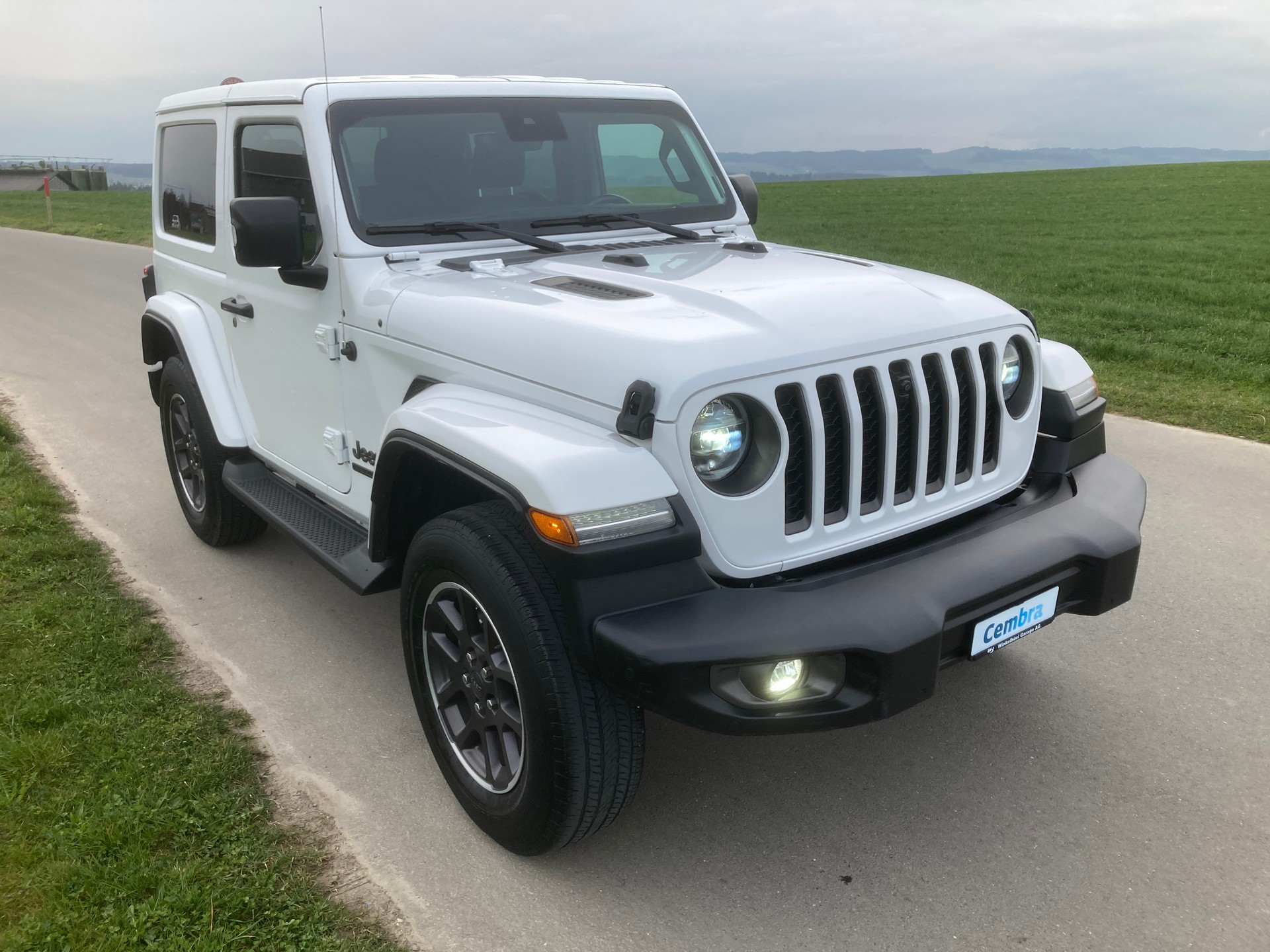 JEEP Wrangler 2.0 80TH Anniversary Automatic-image-2
