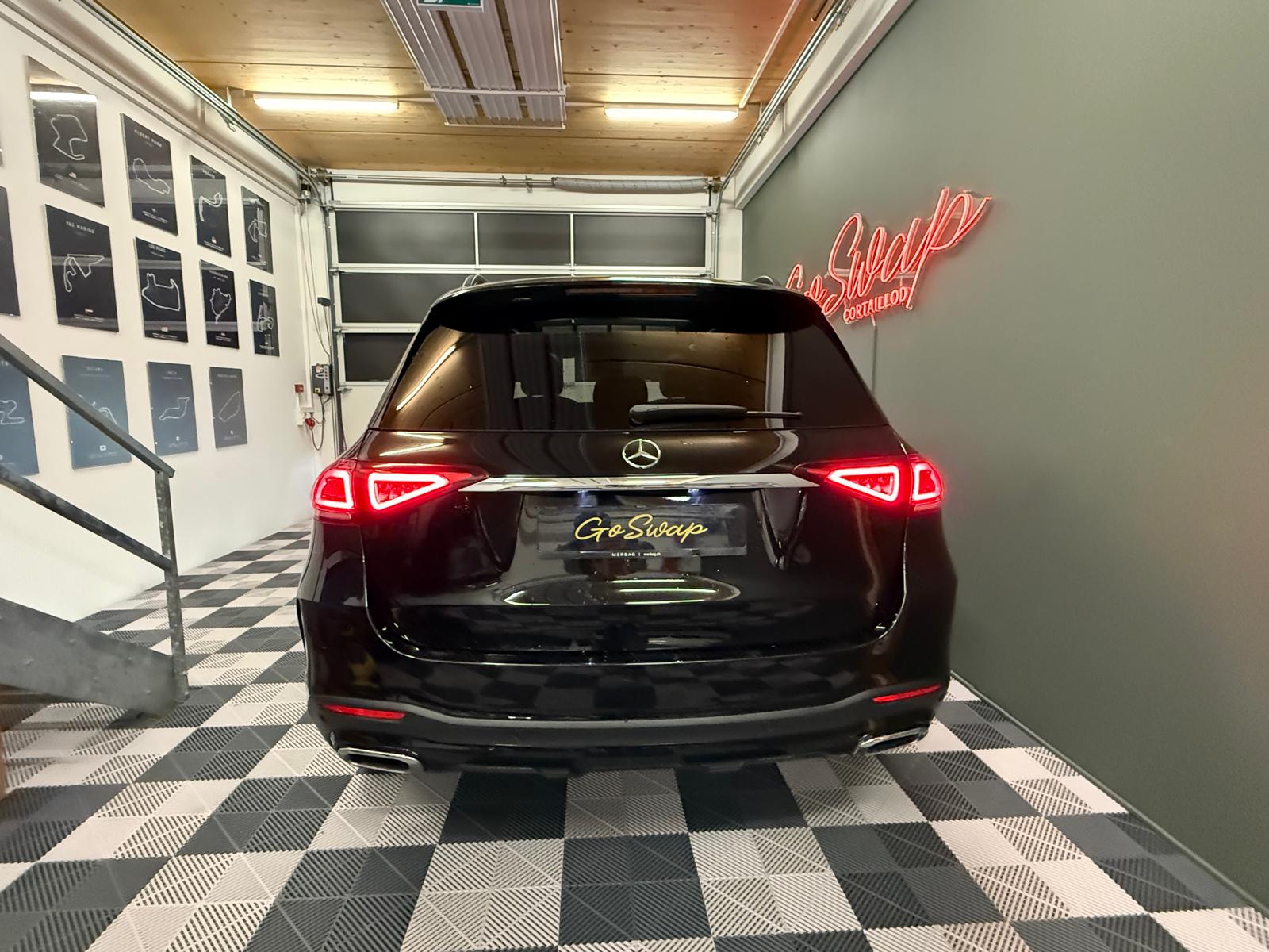 MERCEDES-BENZ GLE 450 4Matic AMG Line 9G-Tronic-image-4