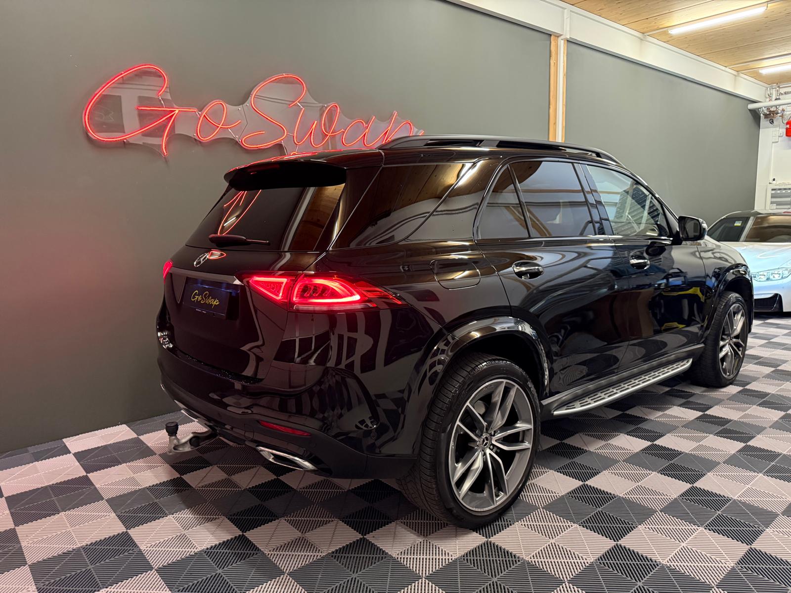 MERCEDES-BENZ GLE 450 4Matic AMG Line 9G-Tronic-image-5