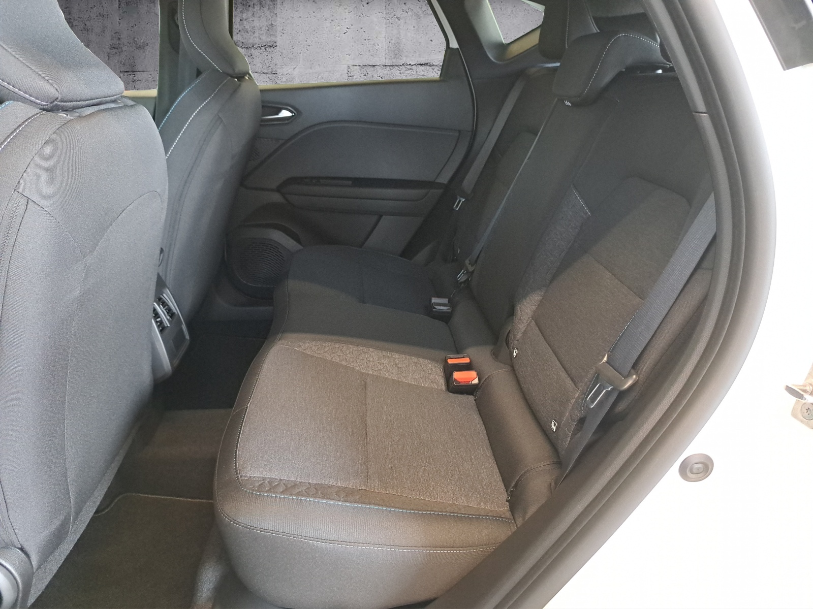 MITSUBISHI ASX 1.8 HEV Sport-image-15