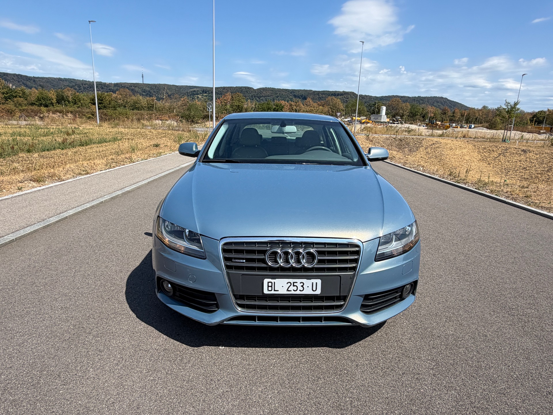 AUDI A4 Limousine 2.0 TFSI quattro S-tronic-image-3
