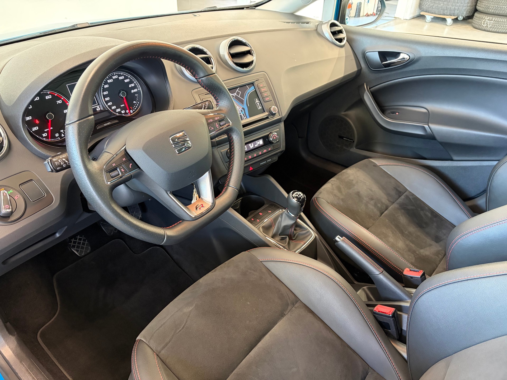 SEAT Ibiza 1.4 EcoTSI FR Line-image-8