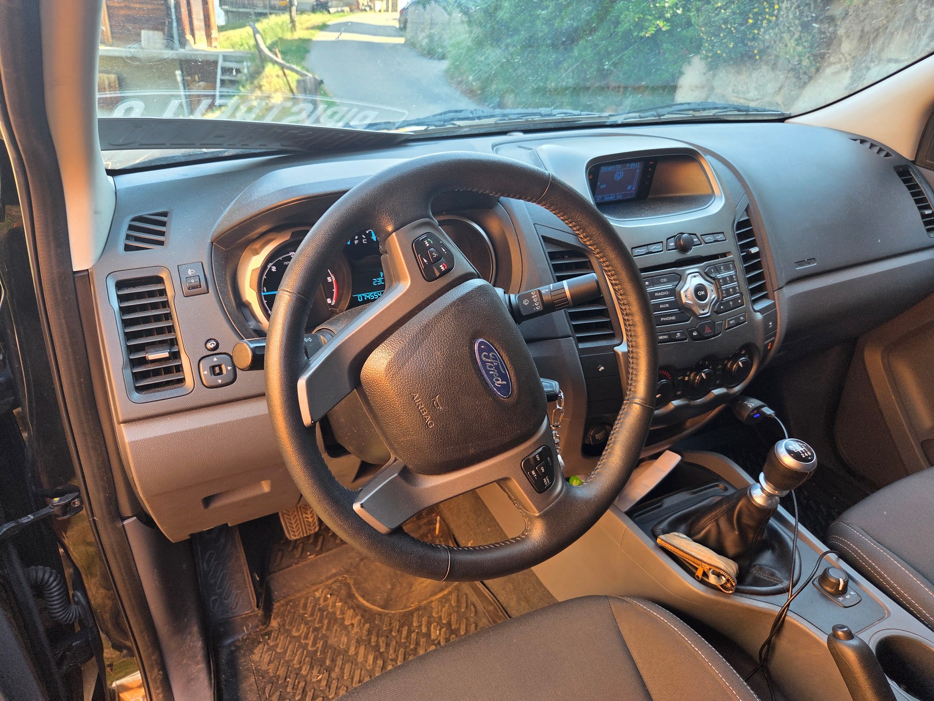 FORD 2.2 TDCi 4x4 XL-image-2