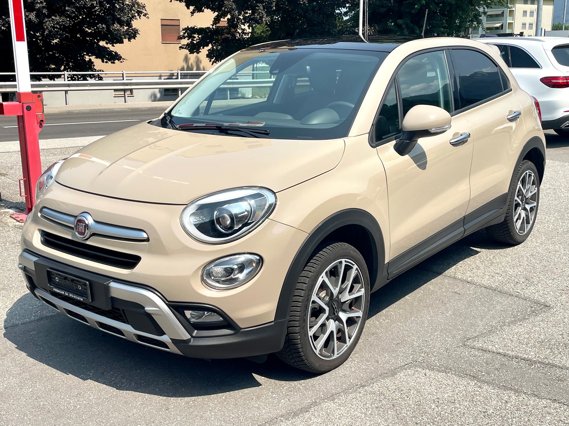FIAT 500X 2.0MJ City Cross 4x4 Automatic-image-1