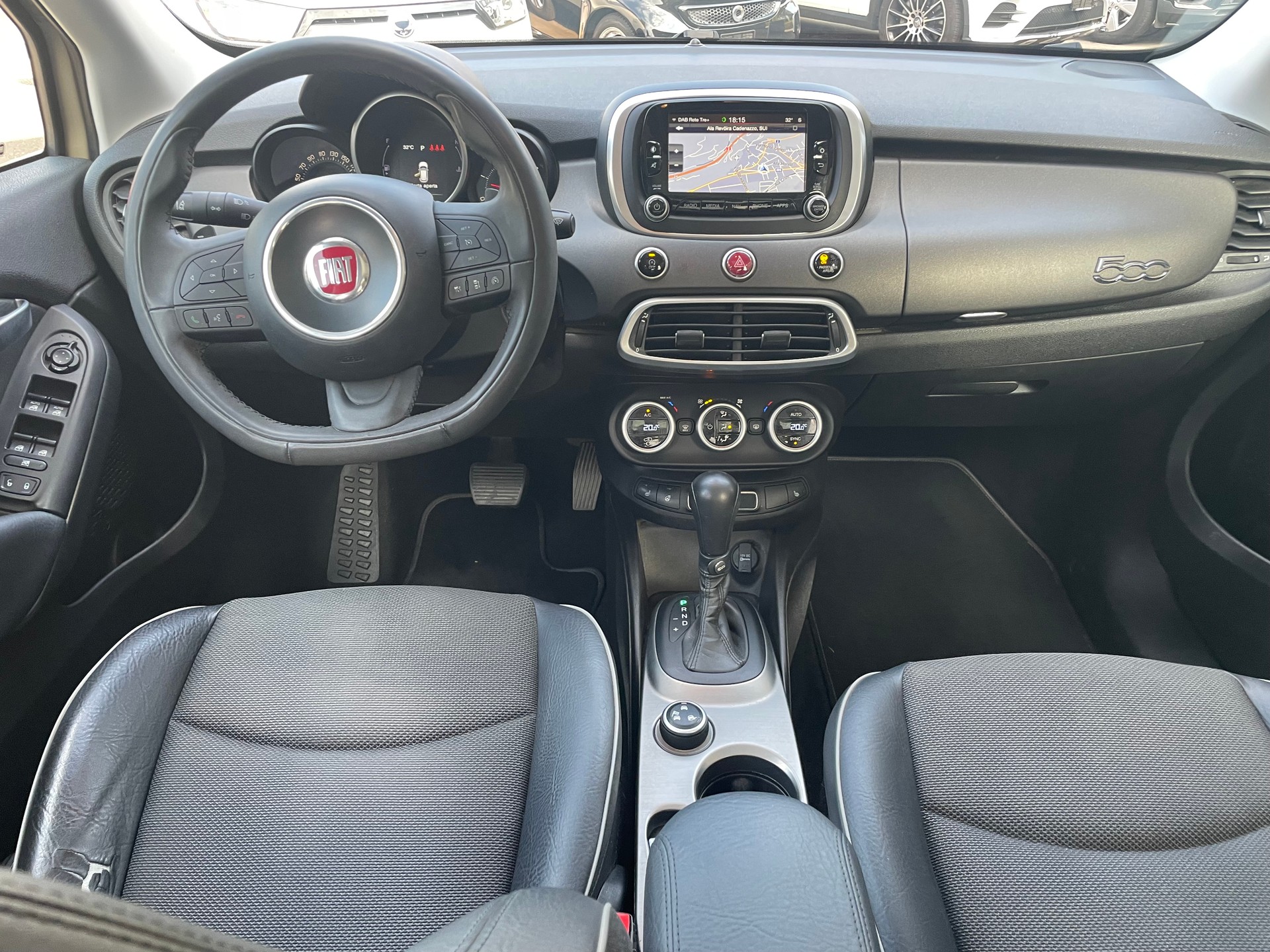 FIAT 500X 2.0MJ City Cross 4x4 Automatic-image-6