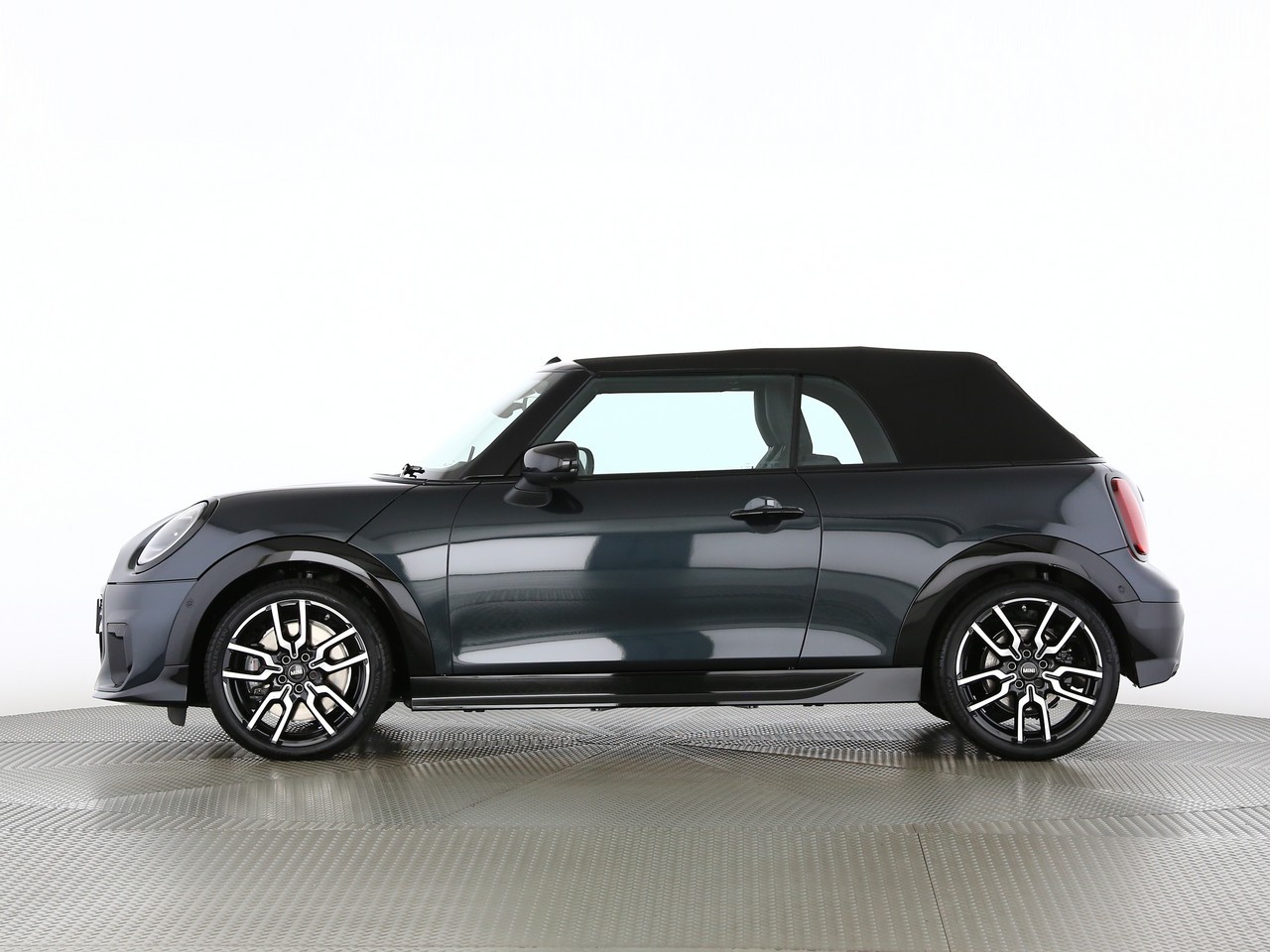 MINI Cooper S Cabriolet DKG-image-23