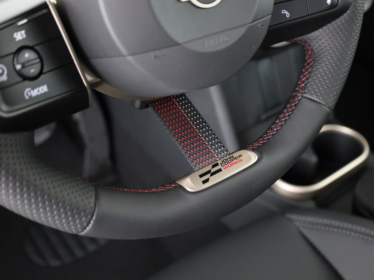 MINI Cooper S Cabriolet DKG-image-27