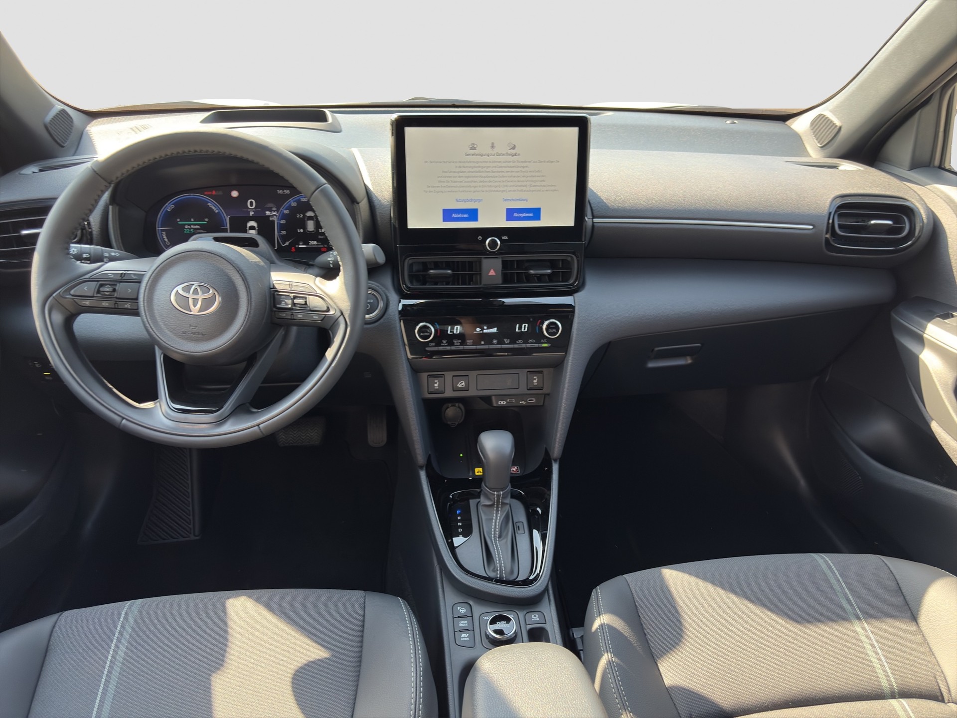 TOYOTA Yaris Cross 1.5 Exective AWDi e-CVT-image-11