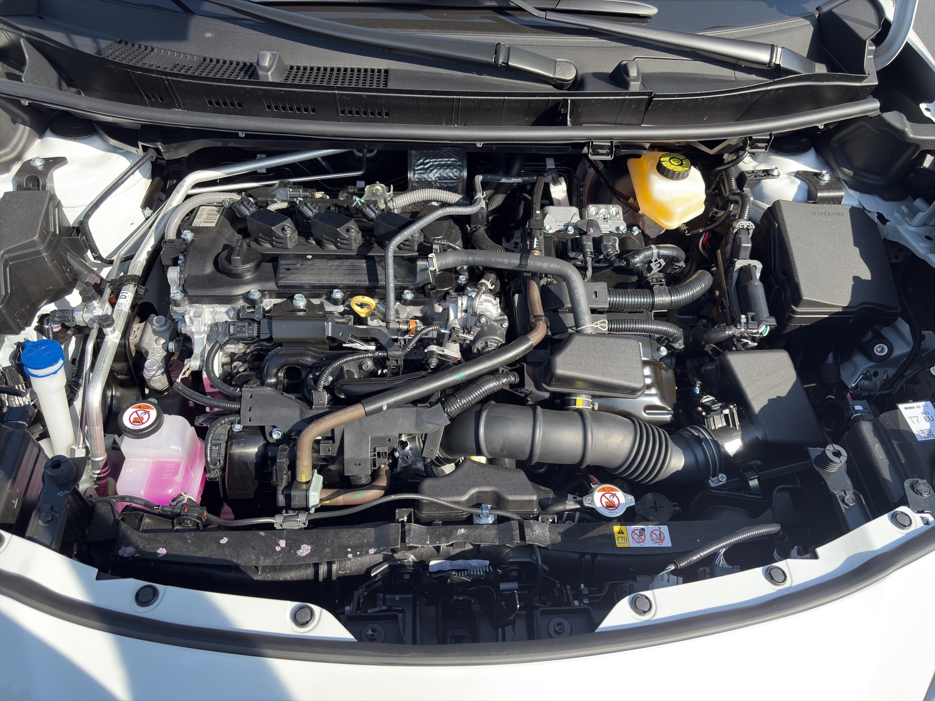 TOYOTA Yaris Cross 1.5 Exective AWDi e-CVT-image-20