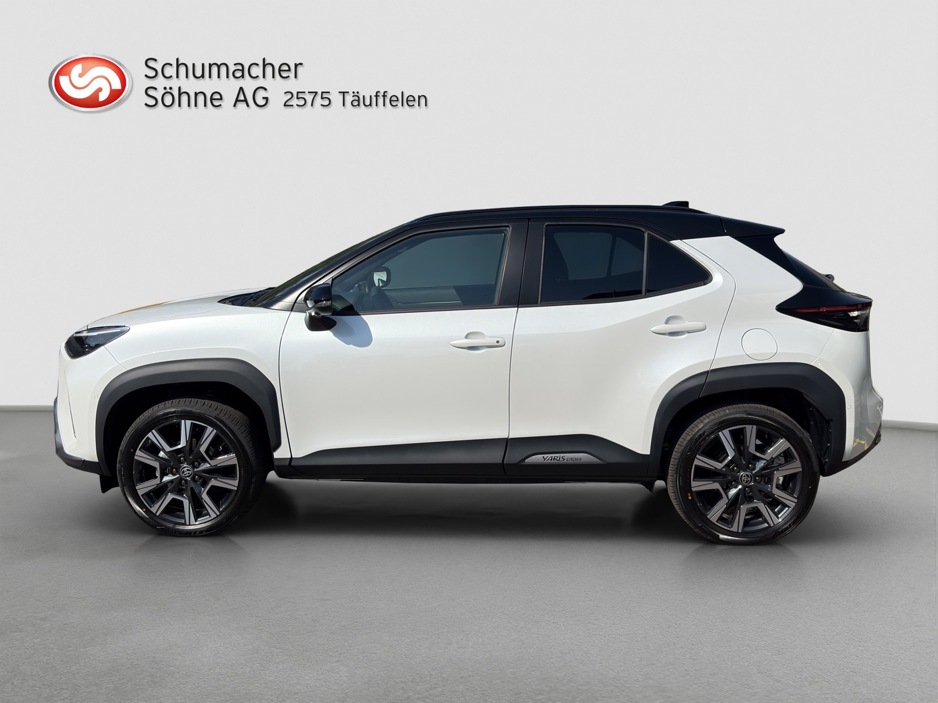 TOYOTA Yaris Cross 1.5 Exective AWDi e-CVT-image-1