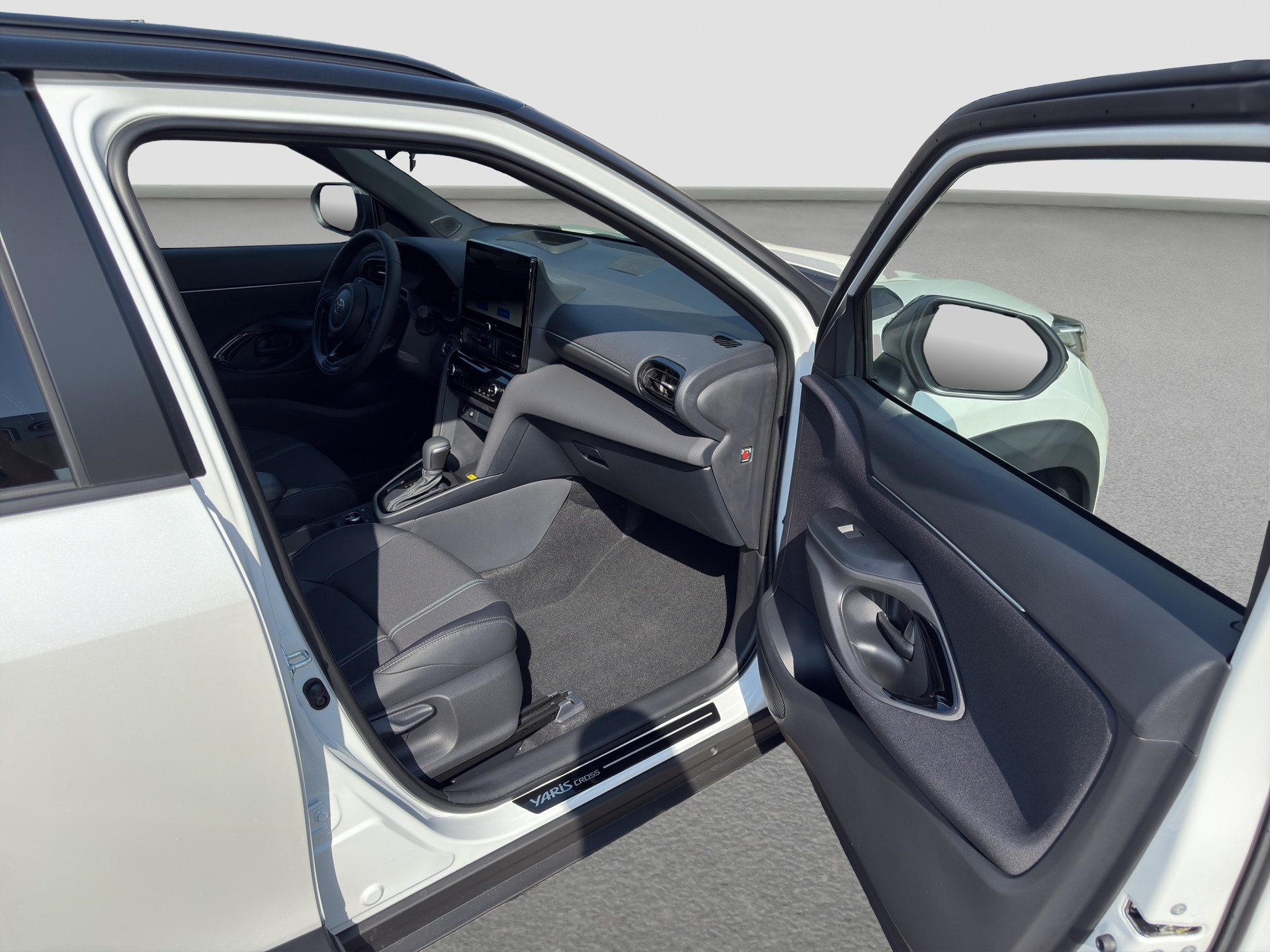 TOYOTA Yaris Cross 1.5 Exective AWDi e-CVT-image-17